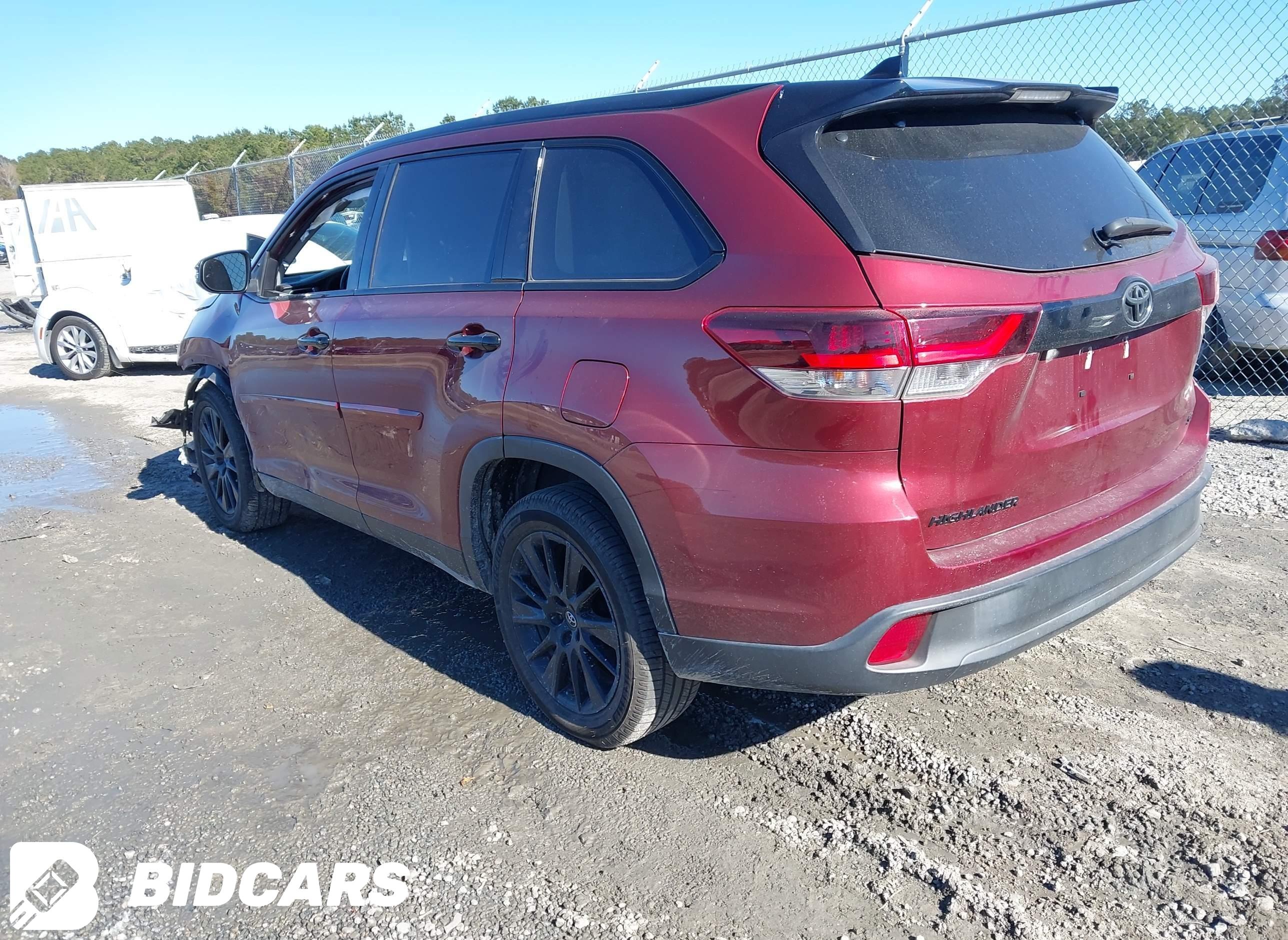 2019 Toyota Highlander, SE
