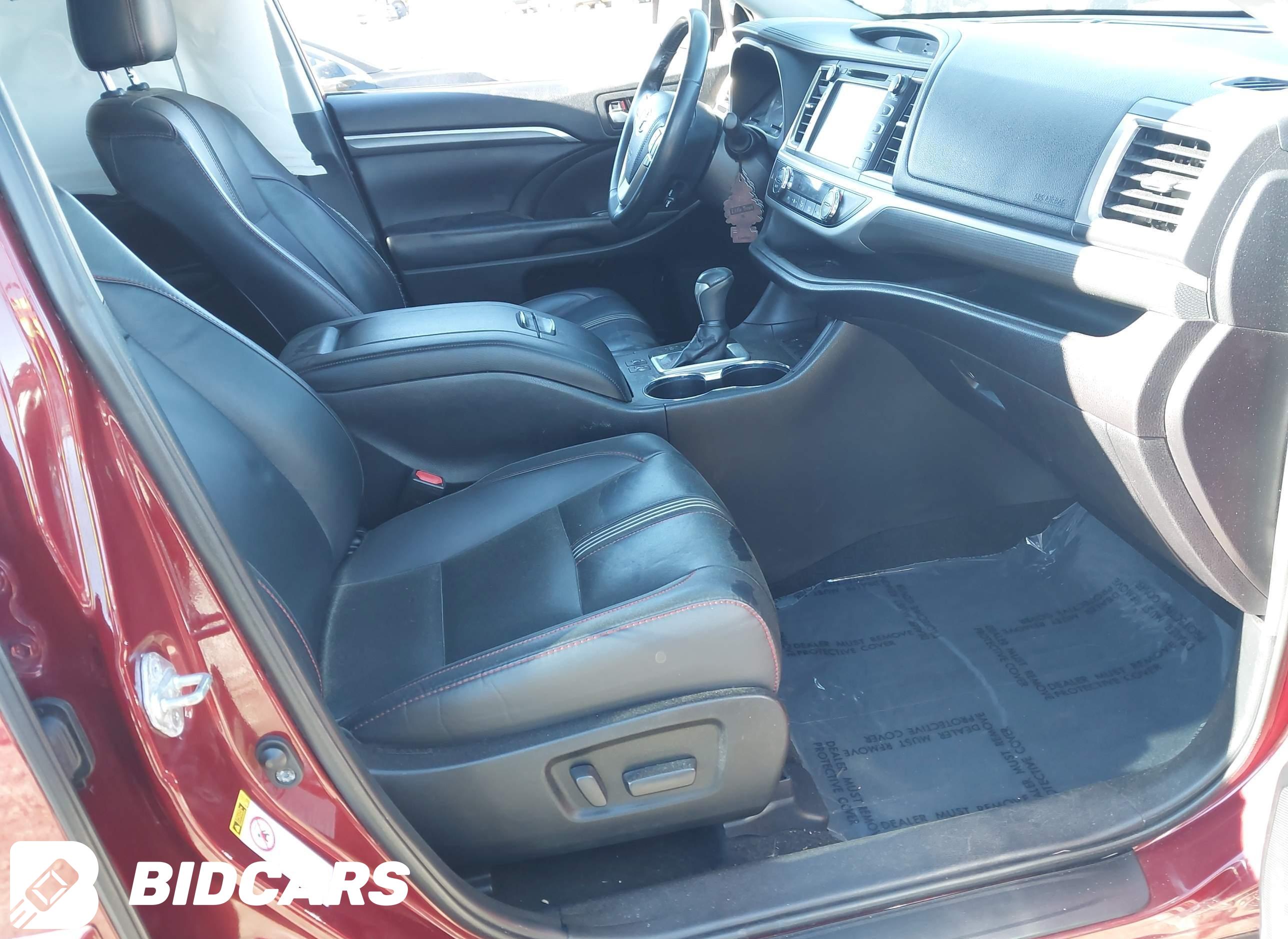 2019 Toyota Highlander, SE
