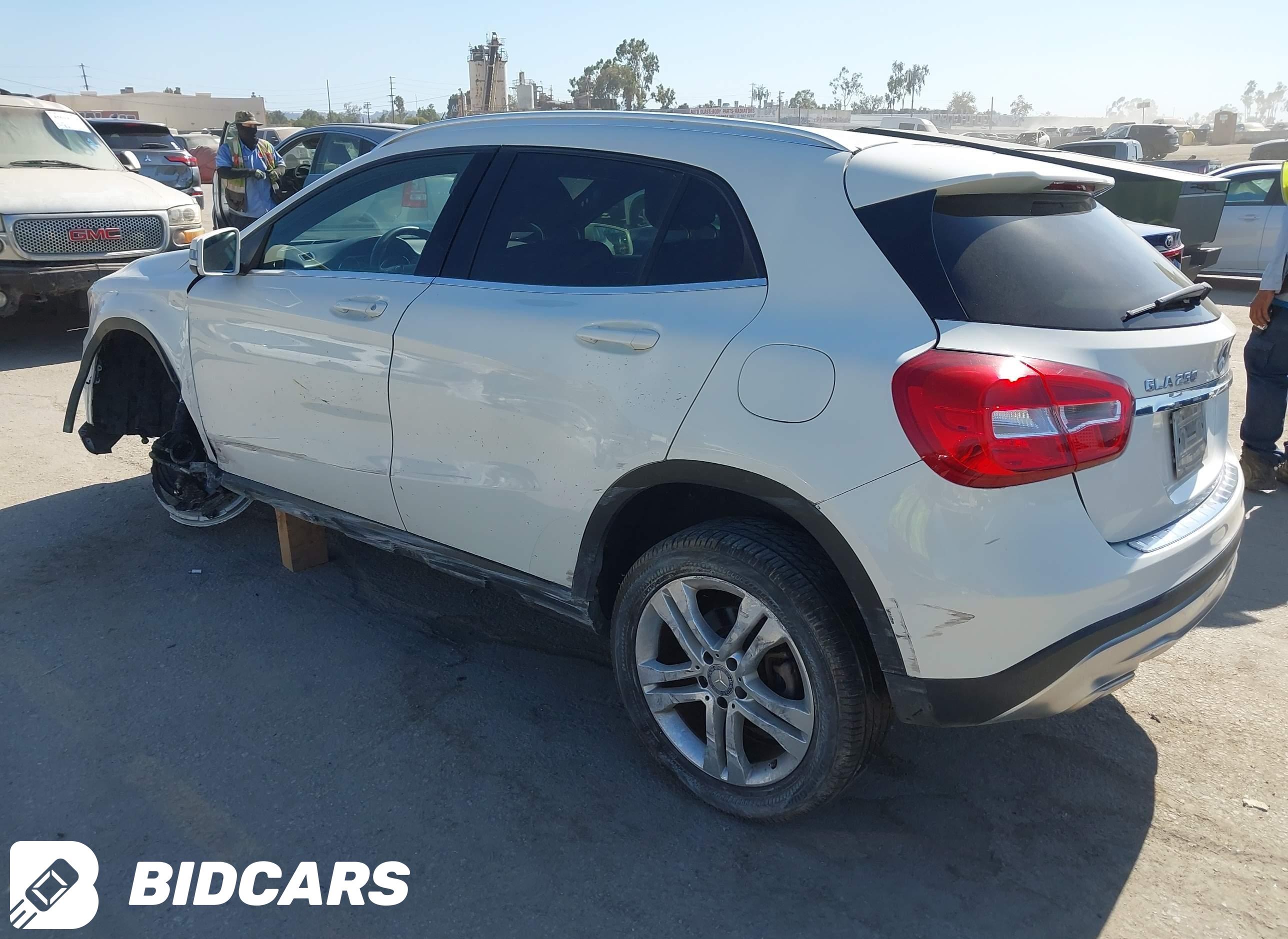 2016 Mercedes-Benz GLA 250, 4...