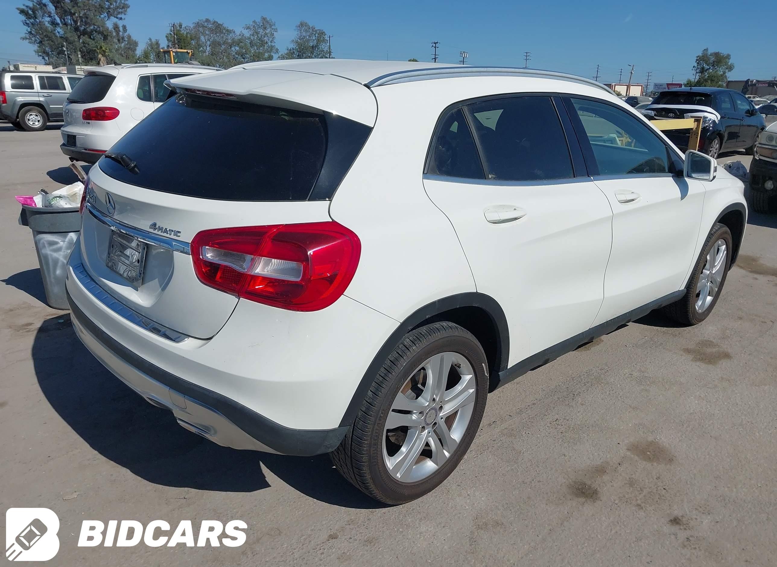 2016 Mercedes-Benz GLA 250, 4...
