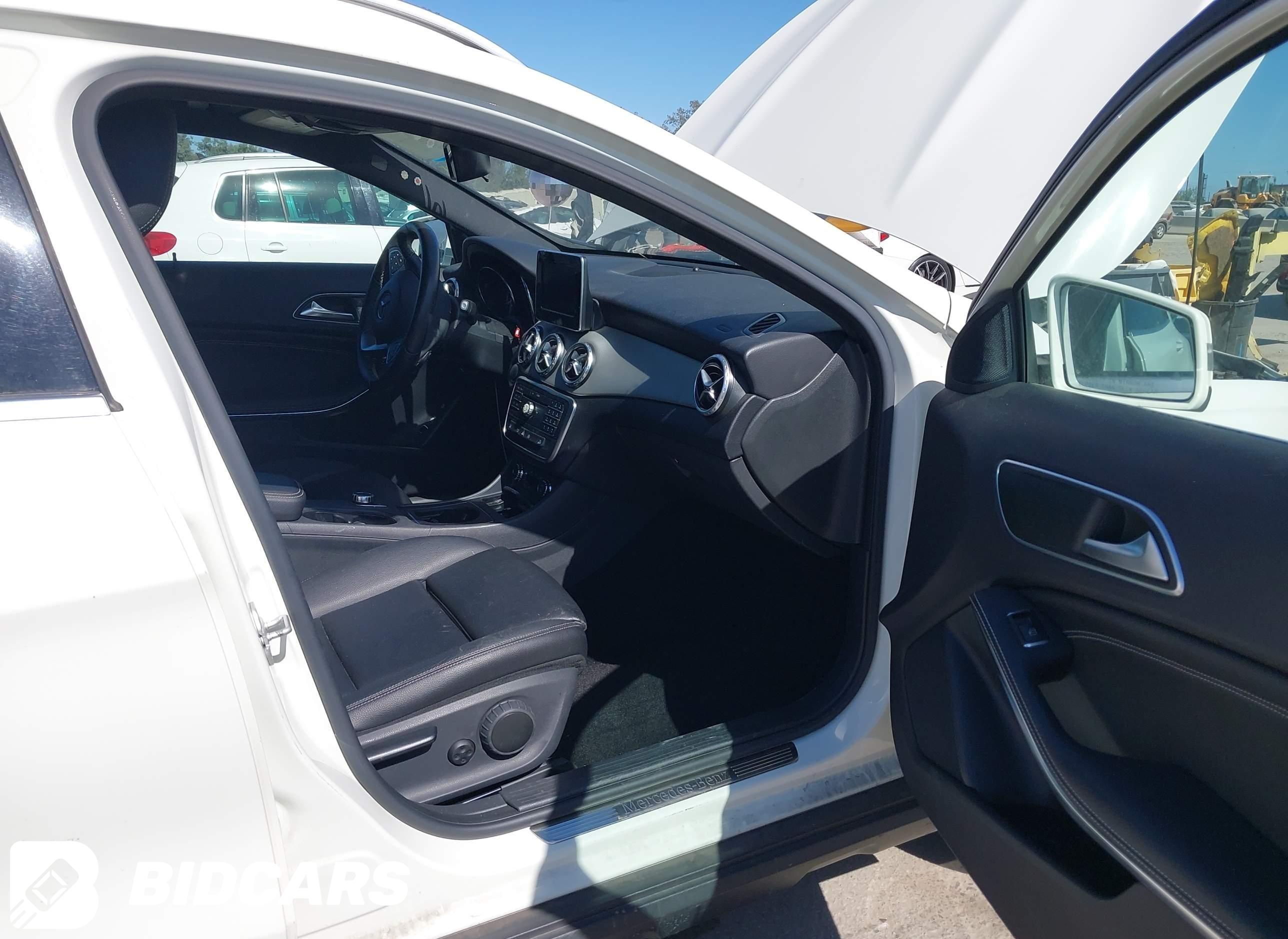 2016 Mercedes-Benz GLA 250, 4...