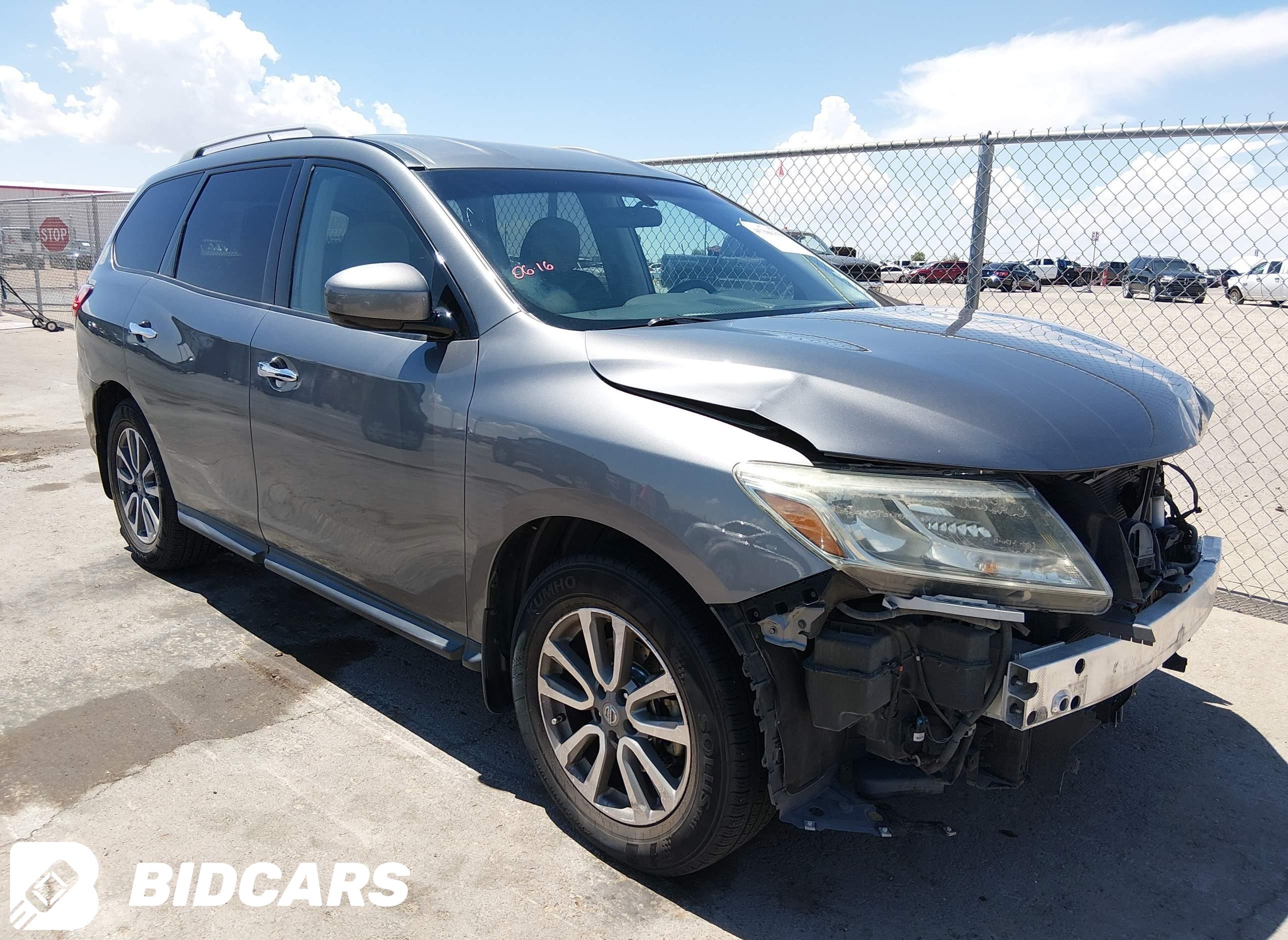 2016 Nissan Pathfinder, S