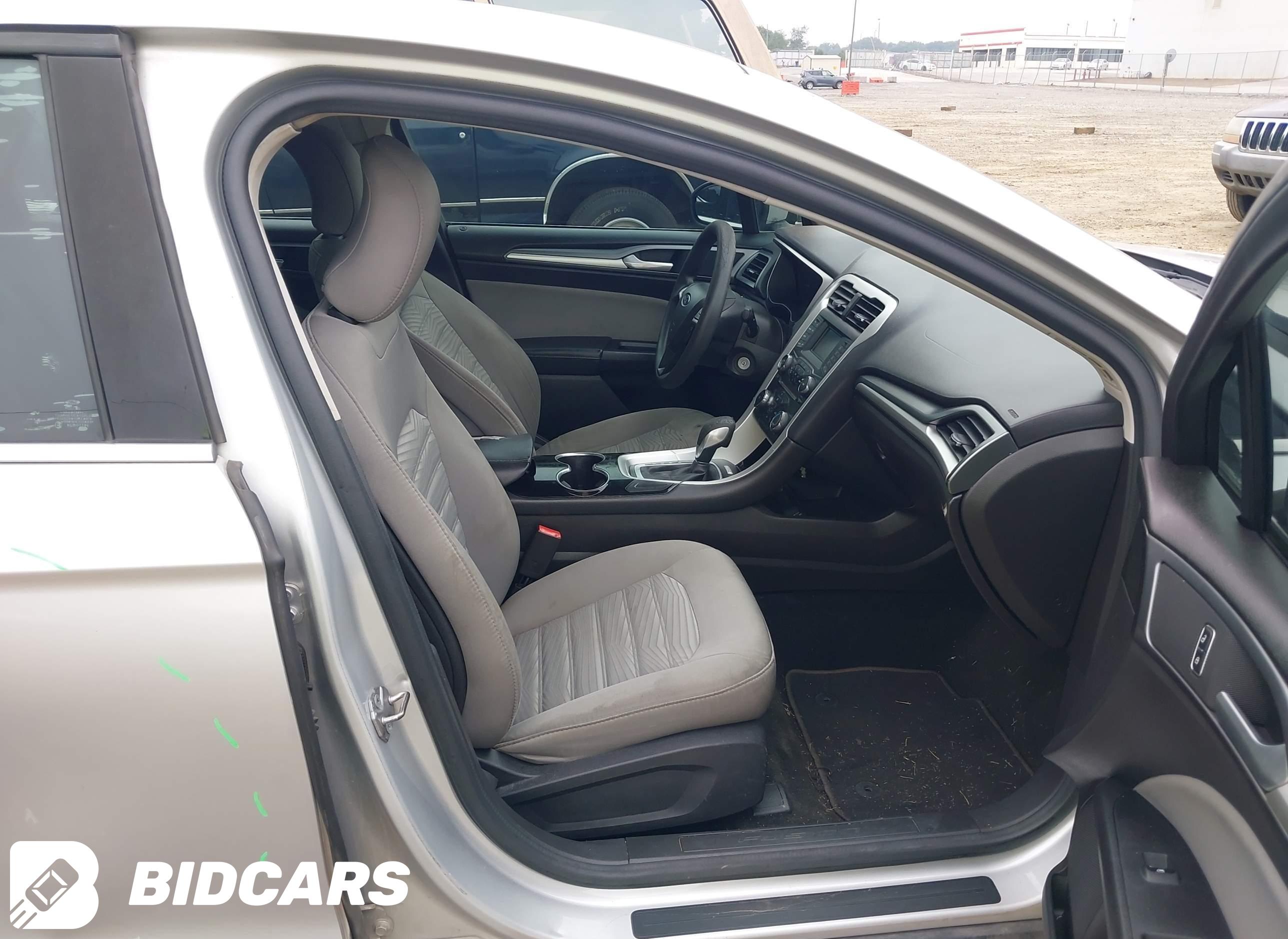 2016 Ford Fusion, S