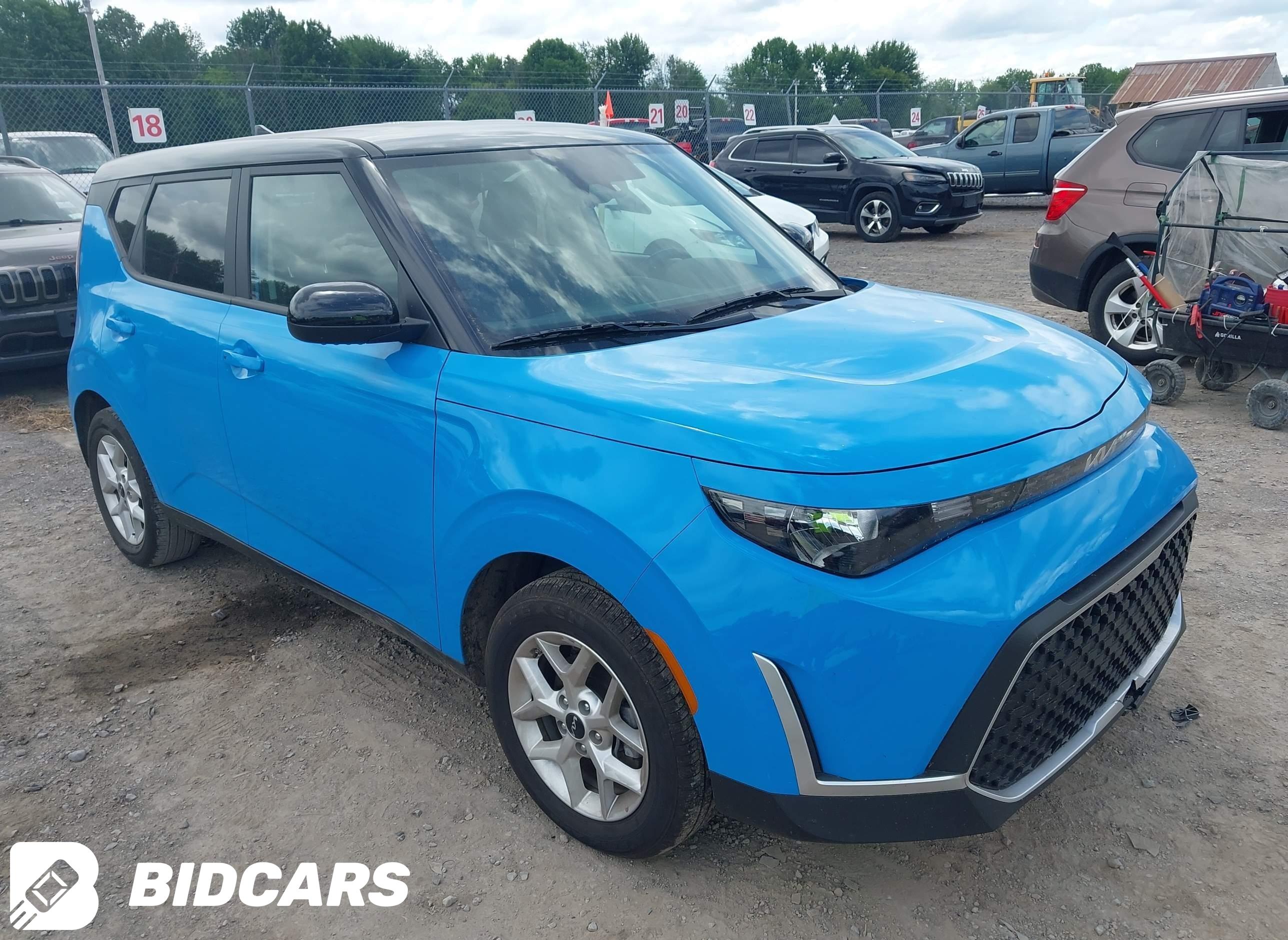 2025 KIA Soul, S