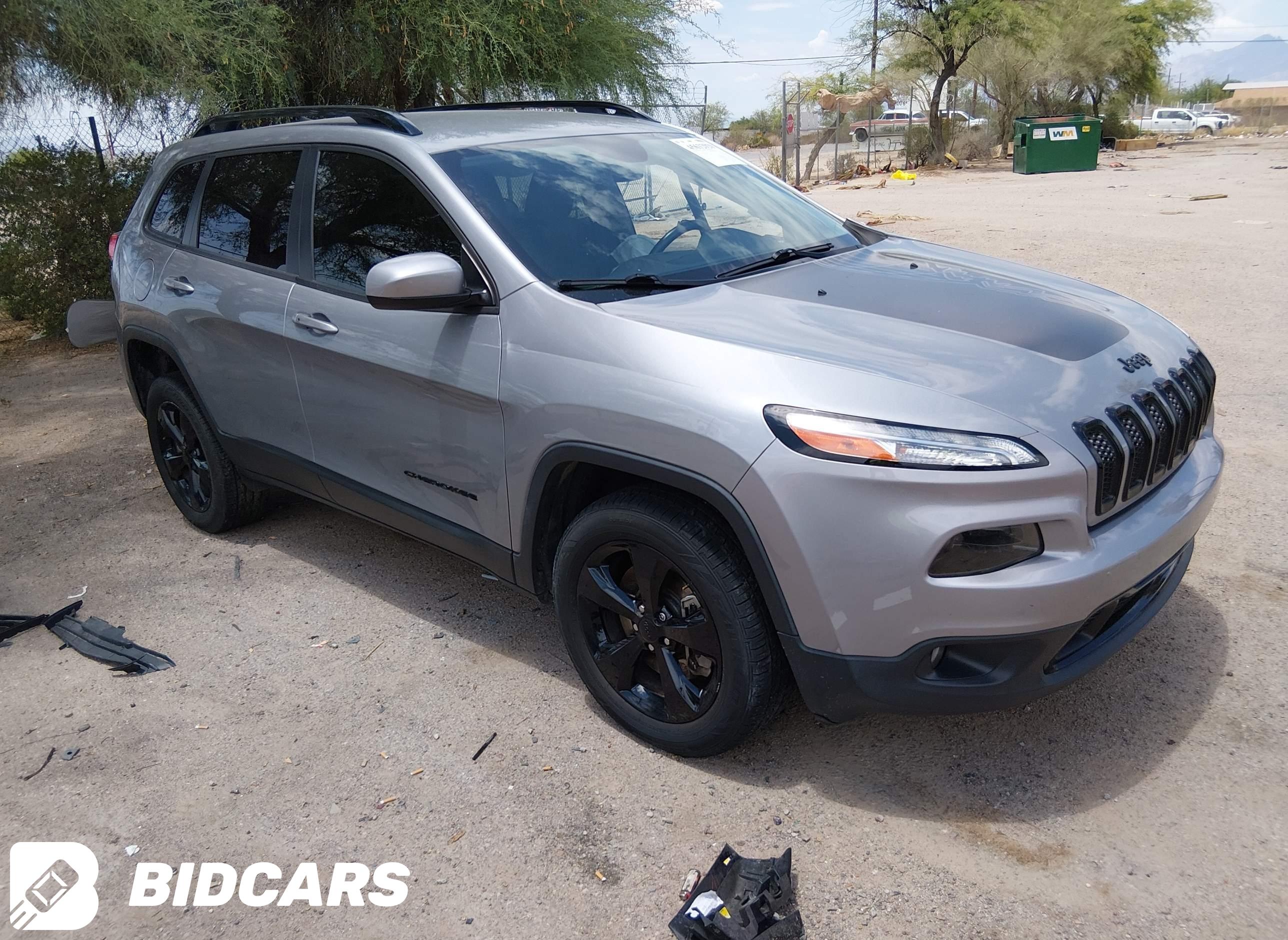 2016 Jeep Cherokee, Altitude