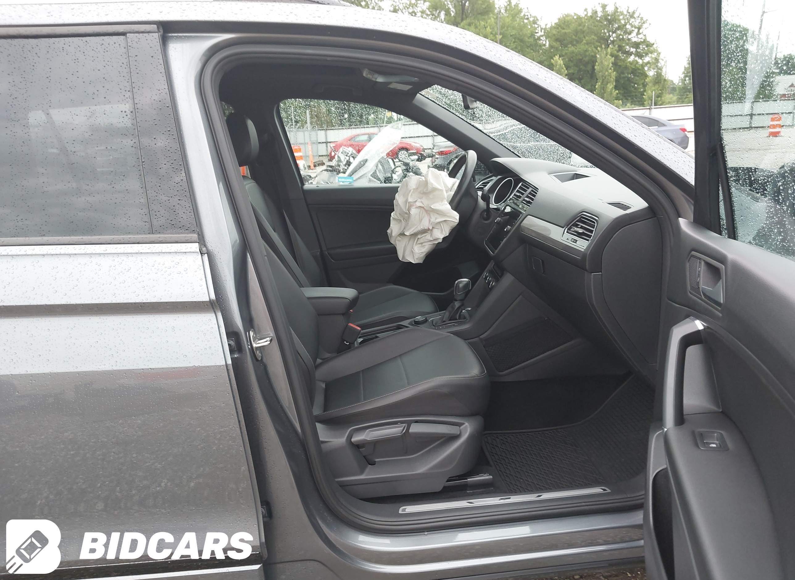 2020 Volkswagen Tiguan, 2.0T...