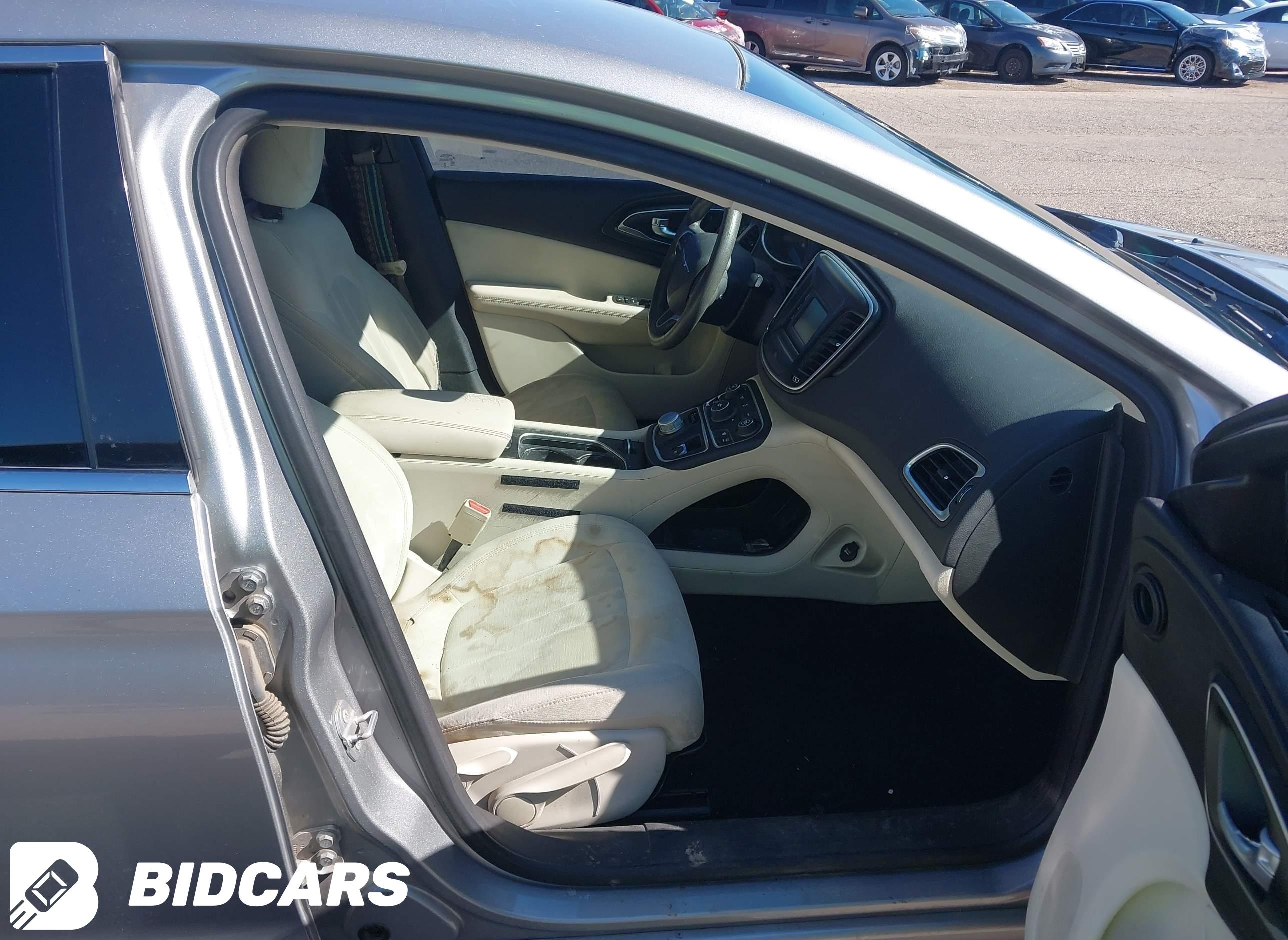 2015 Chrysler 200, Limited