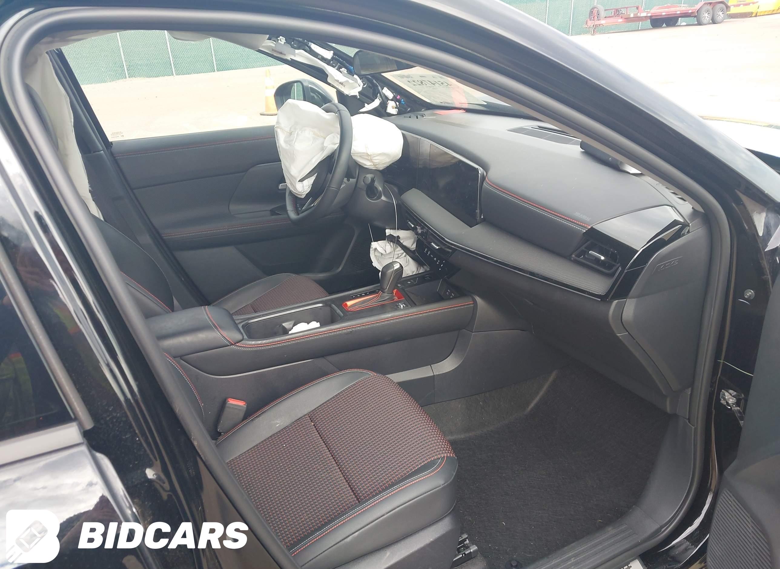 2025 Nissan Kicks, Sr Intelli...