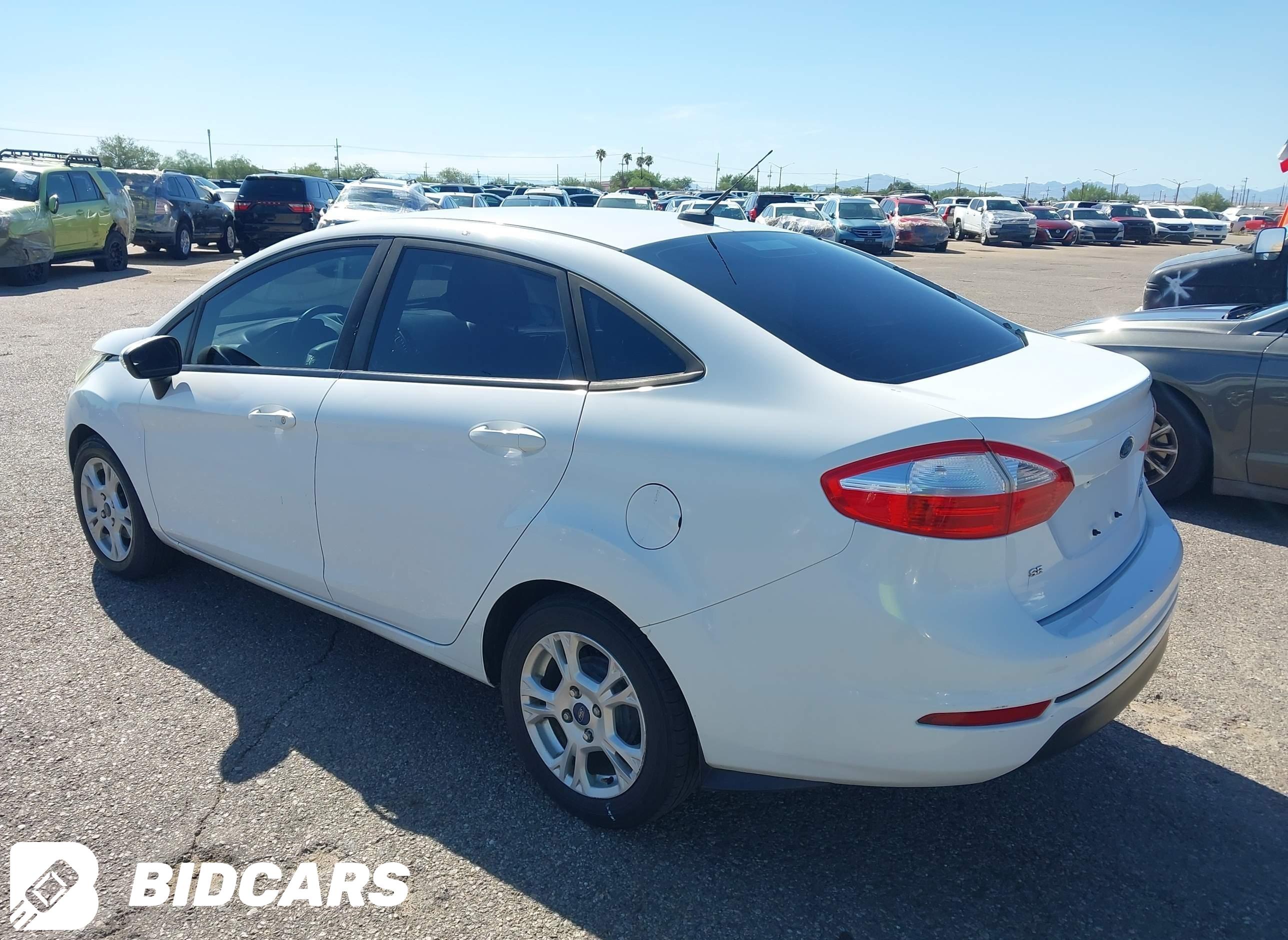 2015 Ford Fiesta, SE