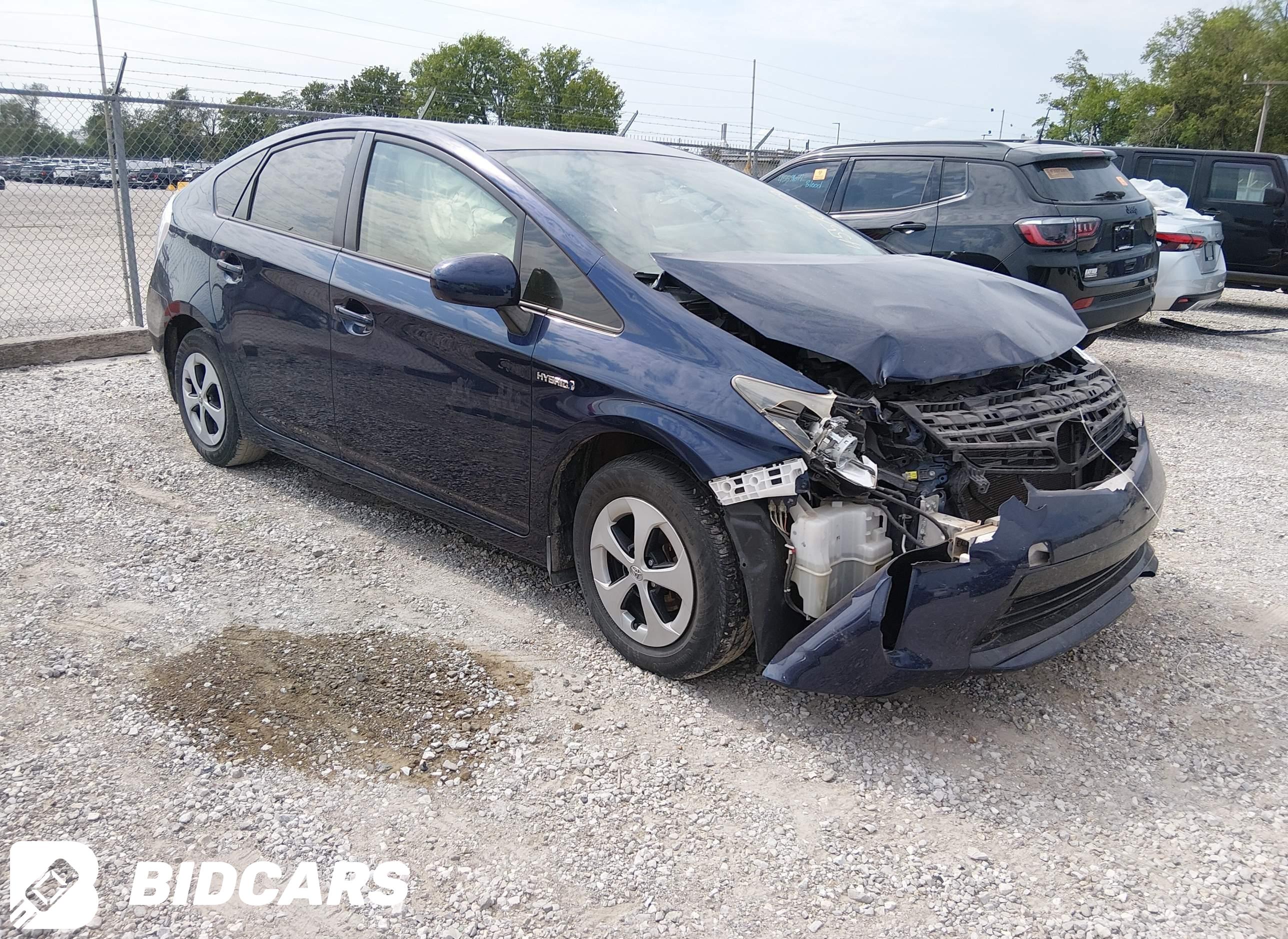 2015 Toyota Prius, Three