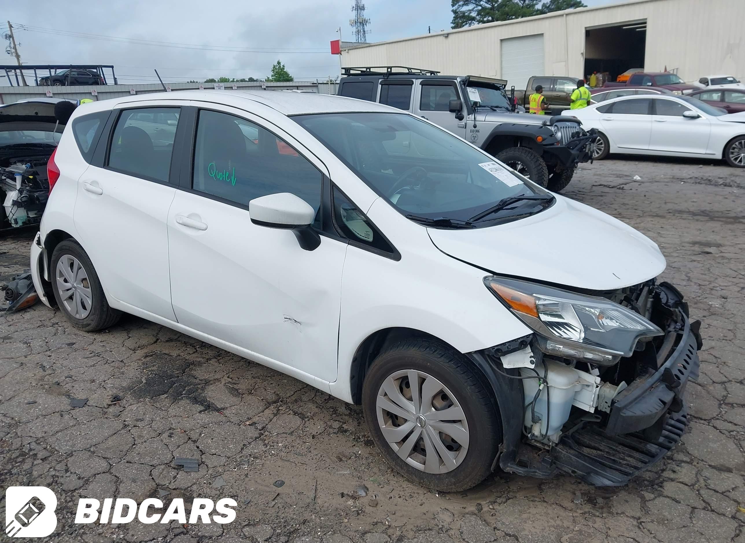 2018 Nissan Versa, Note SV