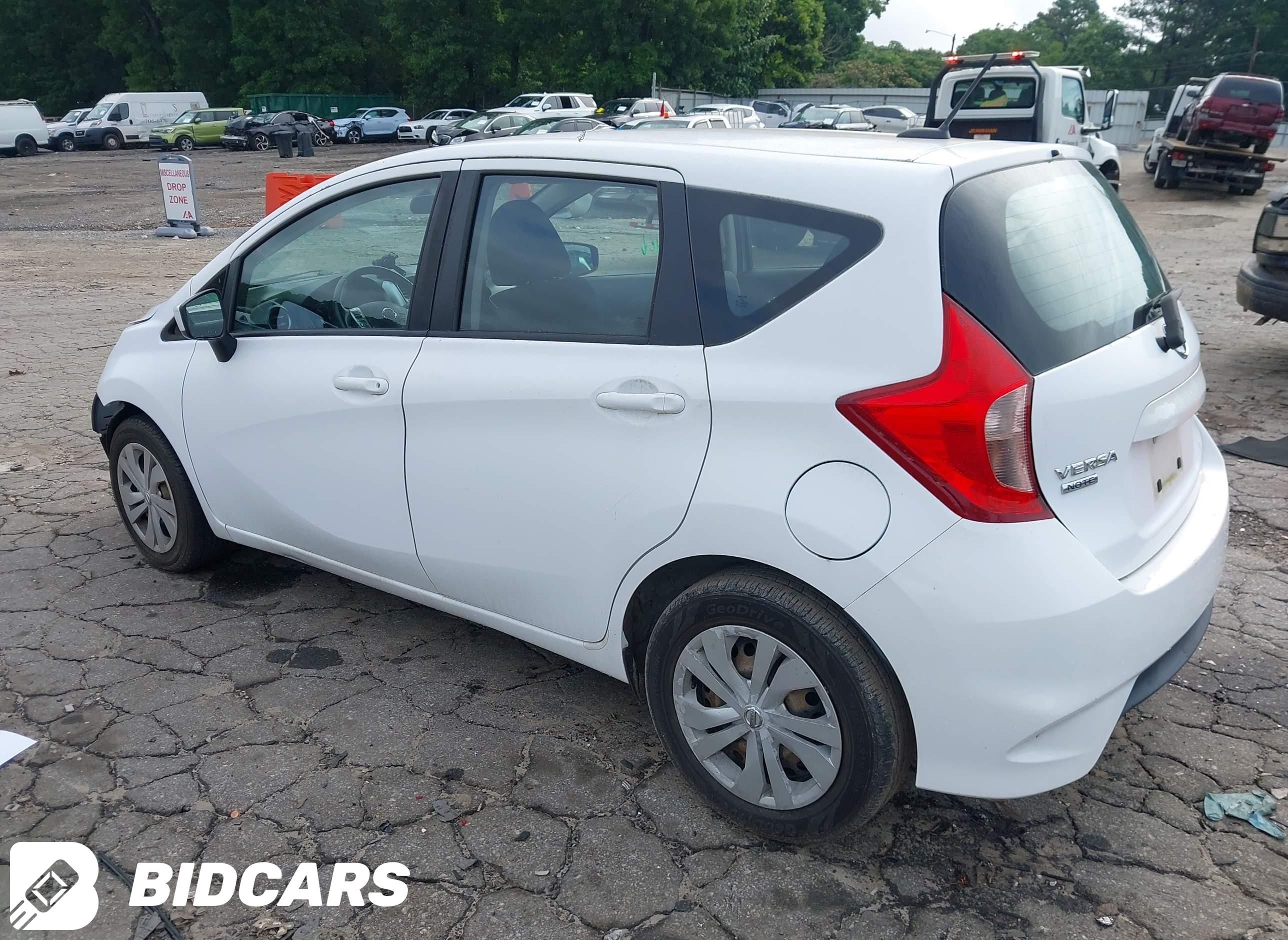 2018 Nissan Versa, Note SV