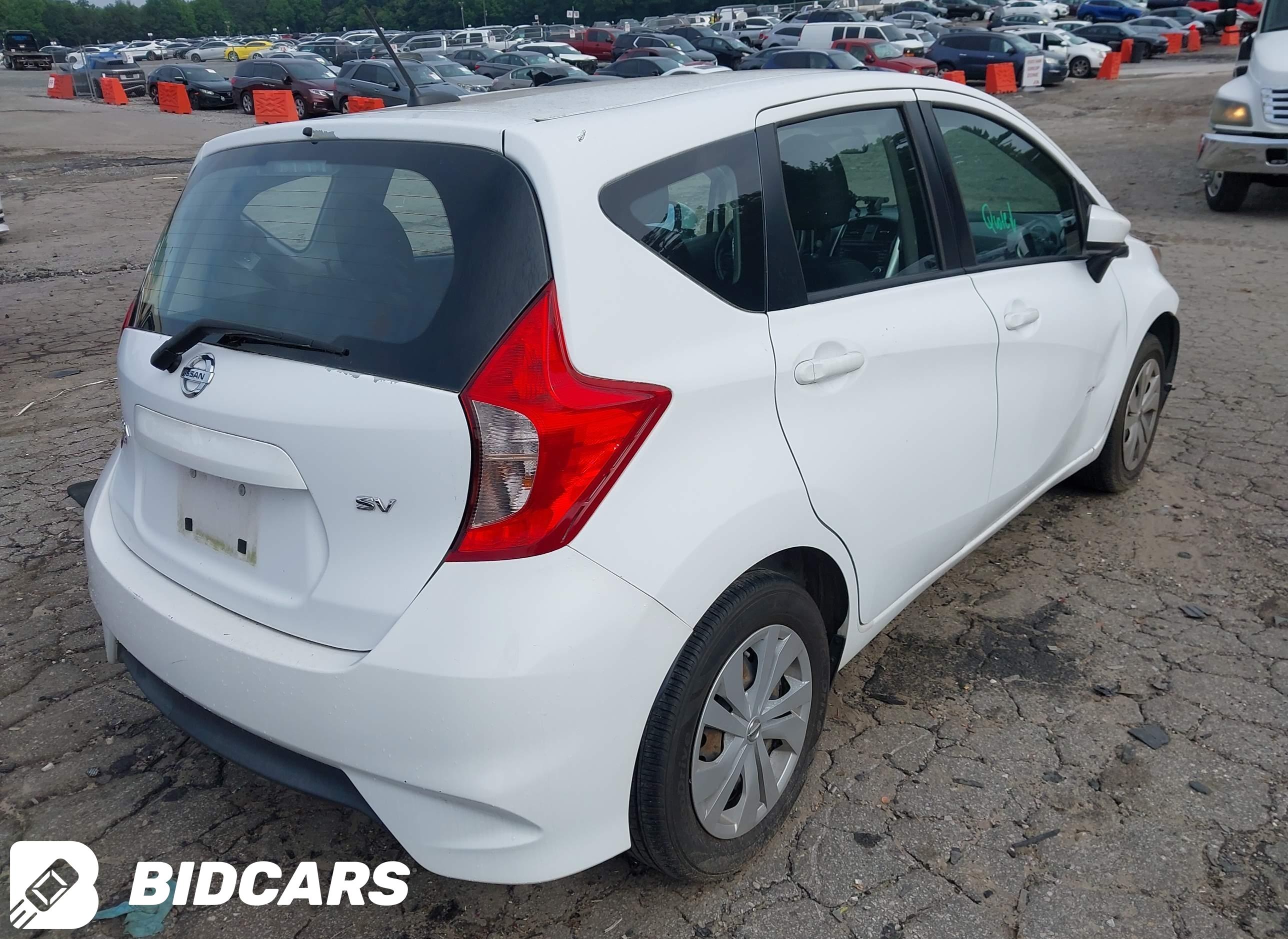 2018 Nissan Versa, Note SV