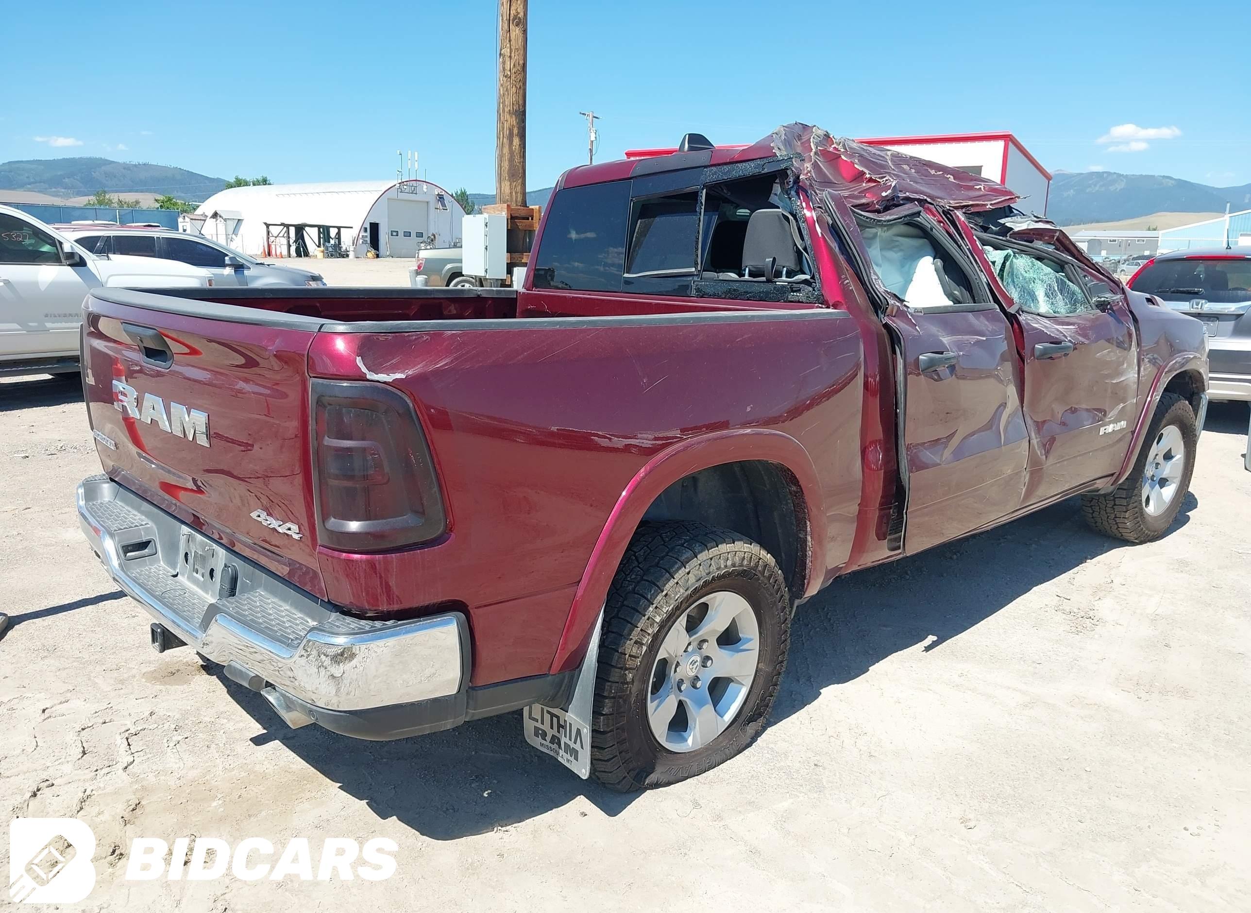 2025 RAM 1500, Big Horn  4X4...