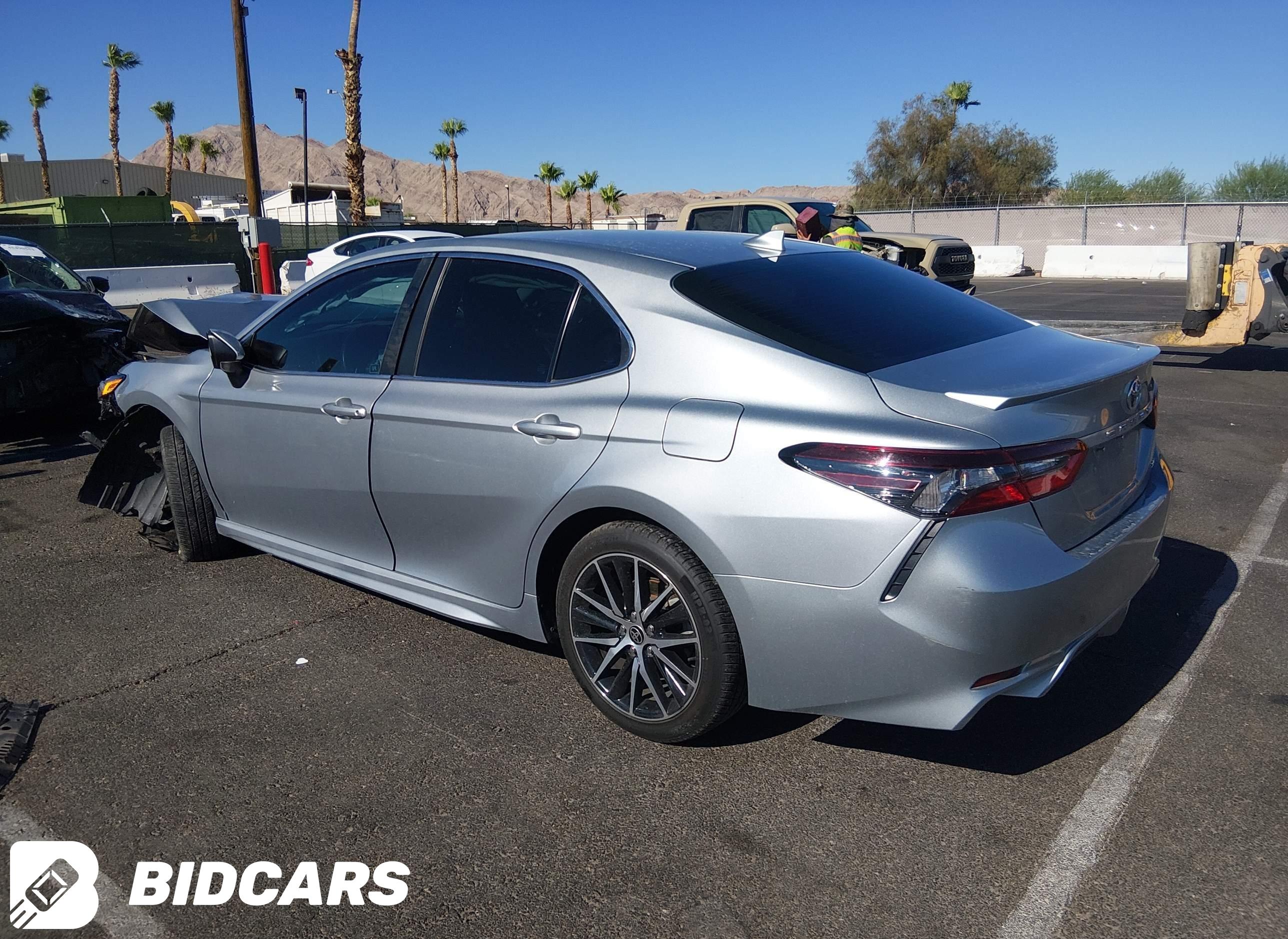 2023 Toyota Camry, SE