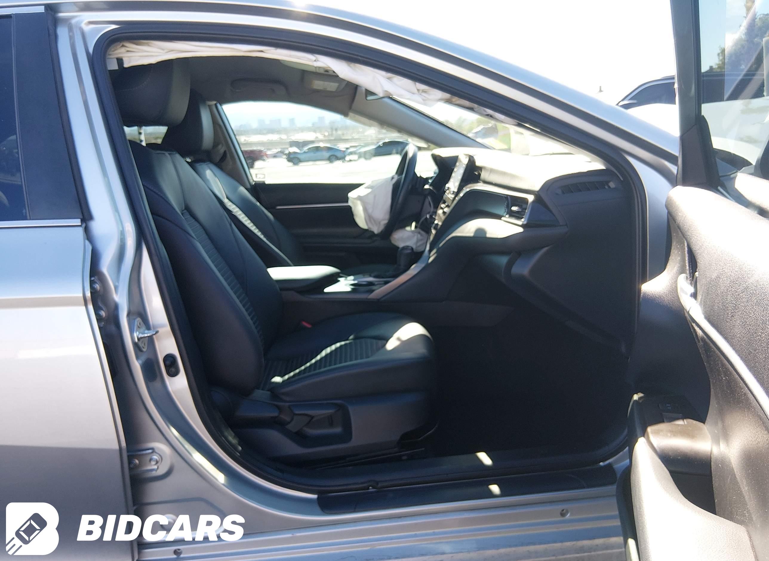 2023 Toyota Camry, SE