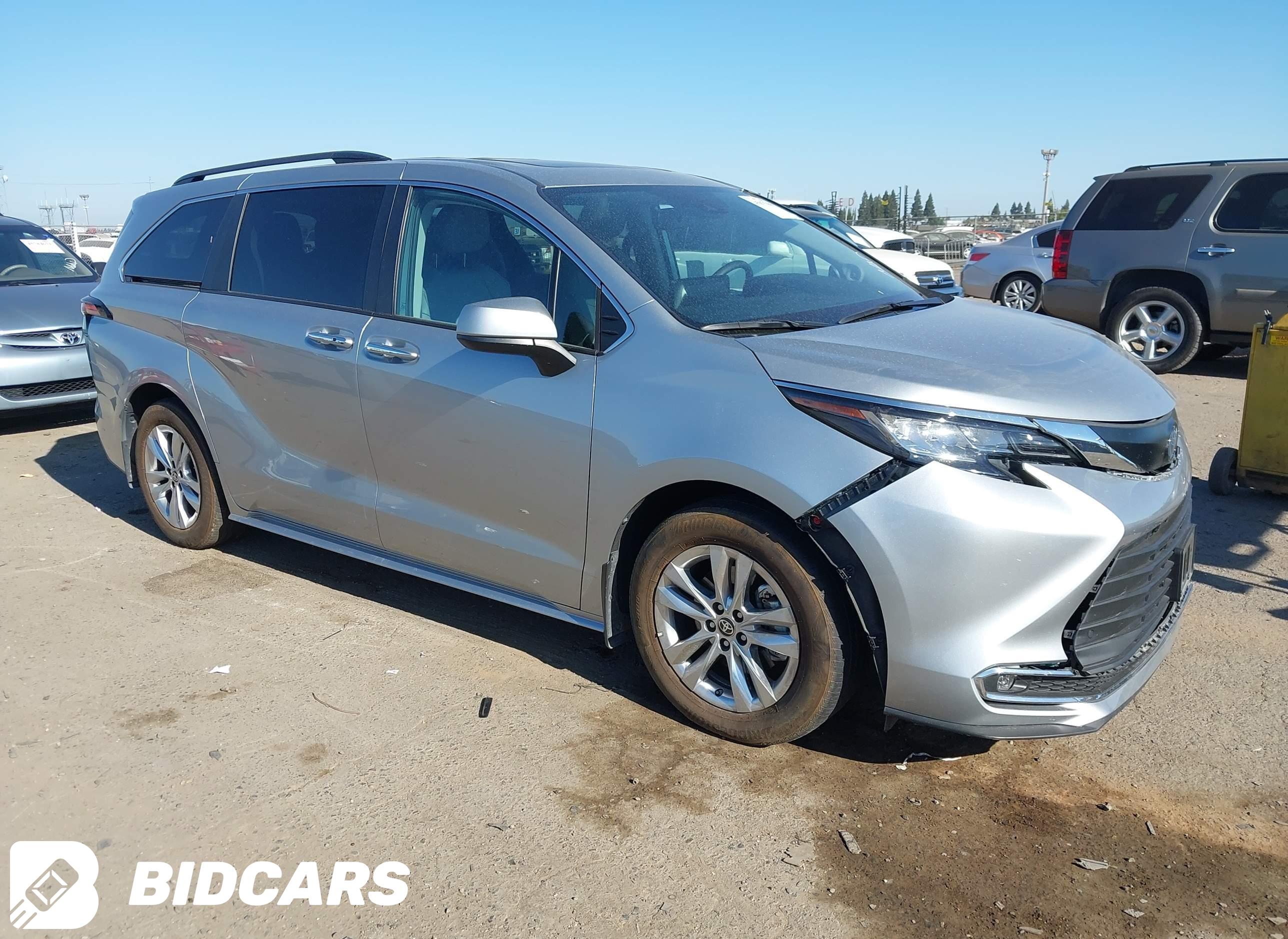 2023 Toyota Sienna, Xle