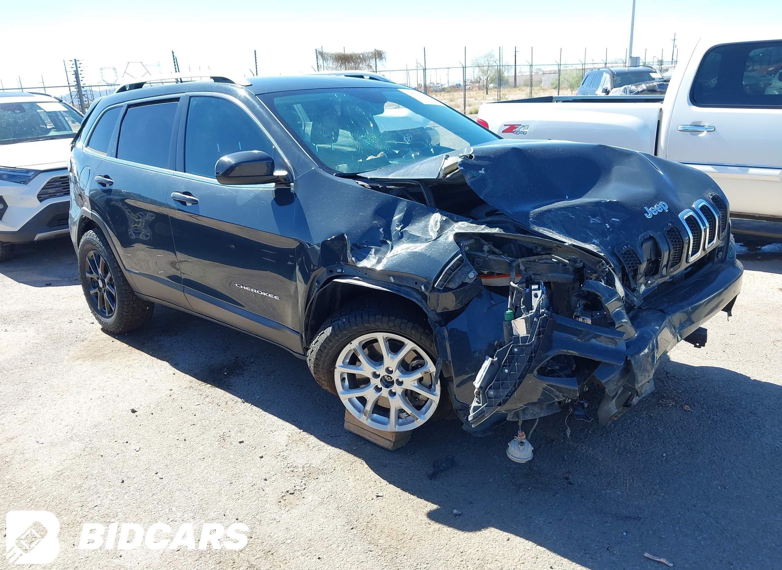 2018 Jeep Cherokee, Latitude...