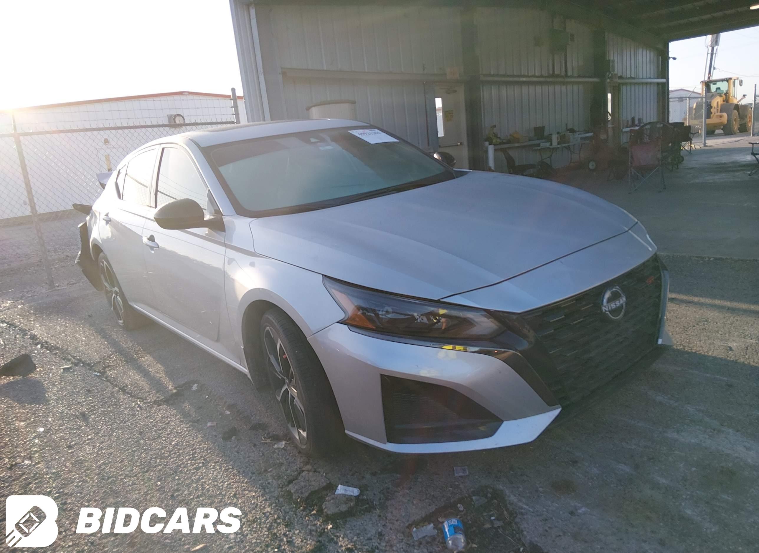 2024 Nissan Altima, Sr Fwd