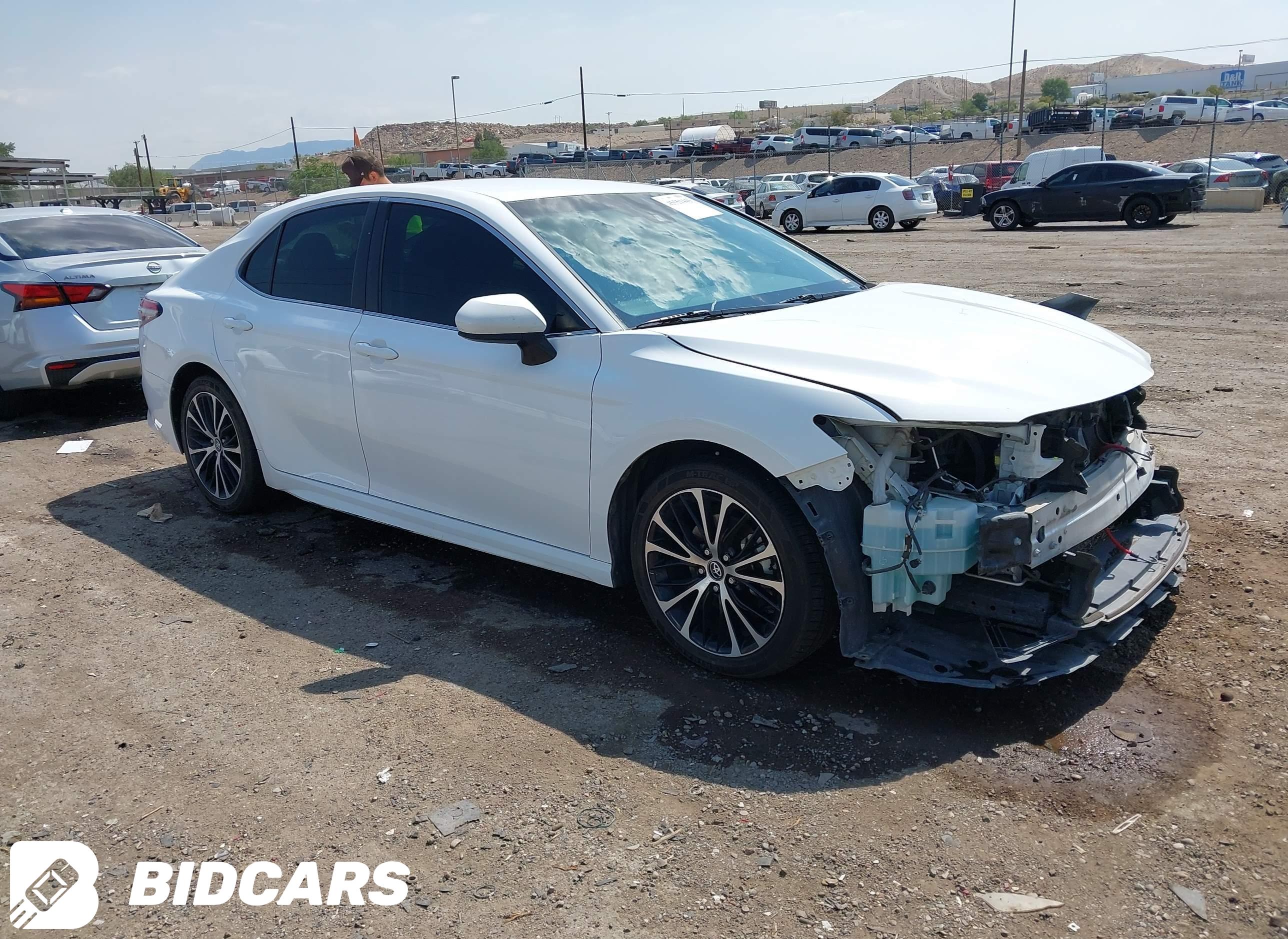 2018 Toyota Camry, SE