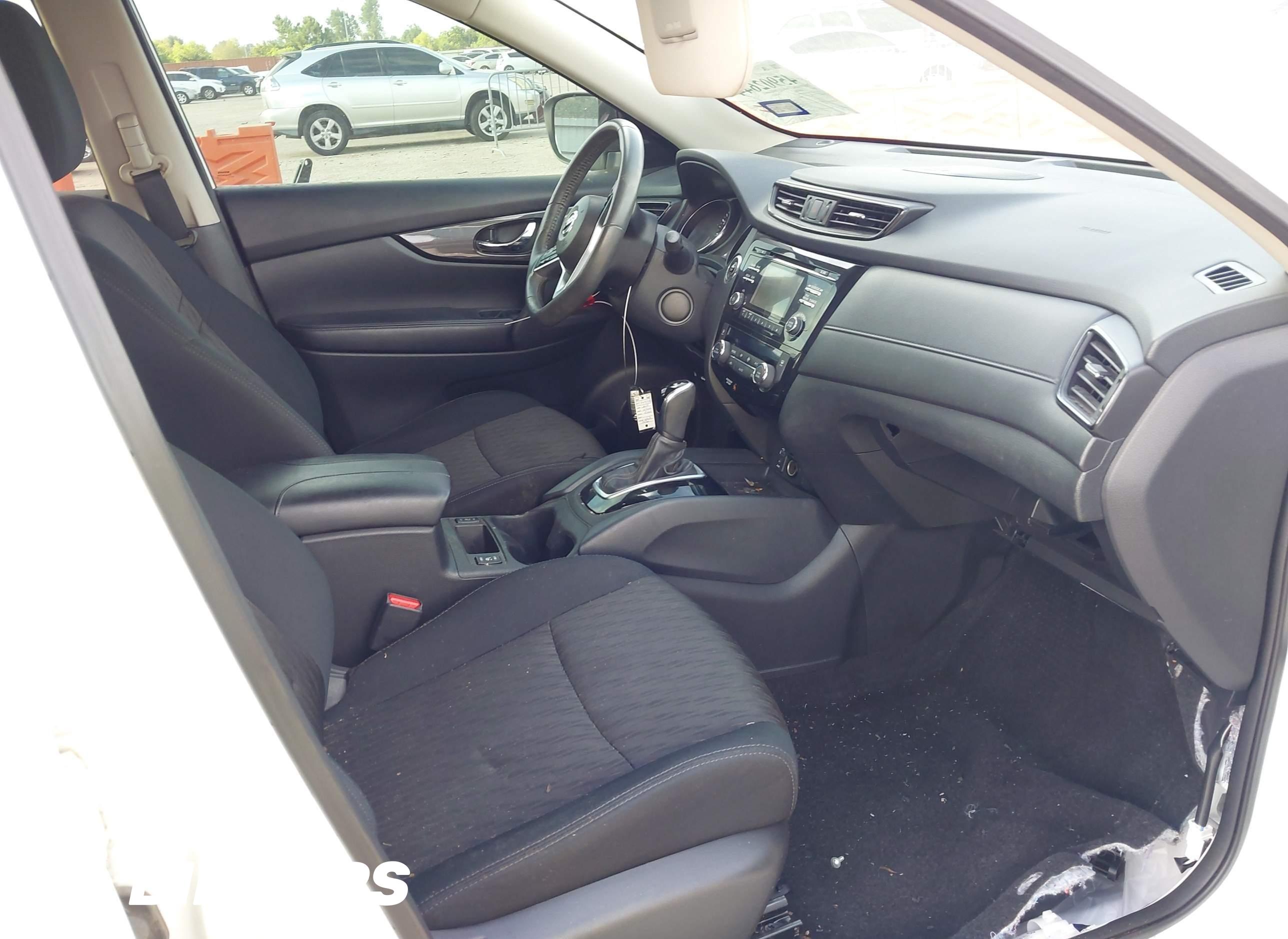 2017 Nissan Rogue, SV