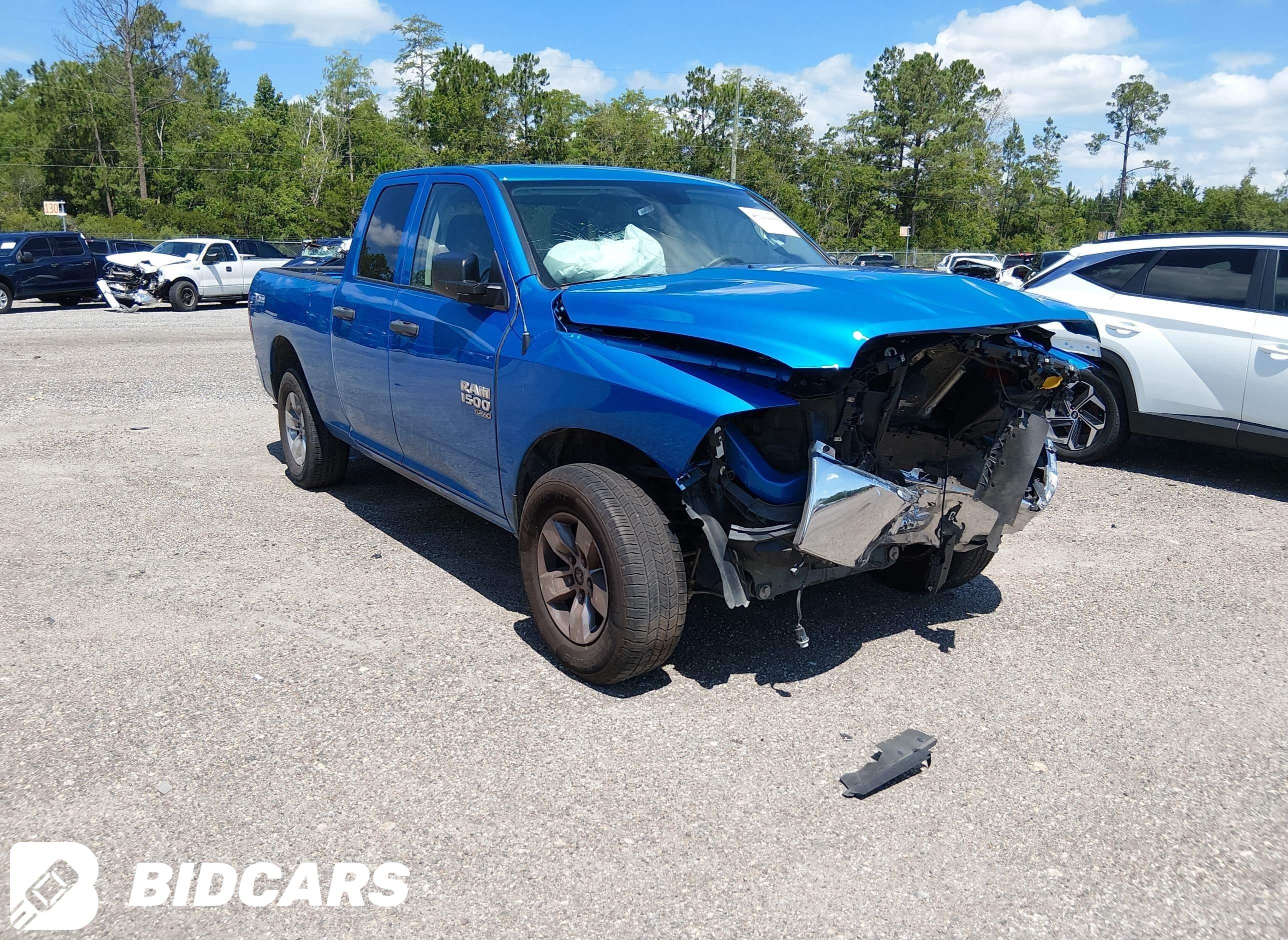 2024 RAM 1500, Classic Slt  4...