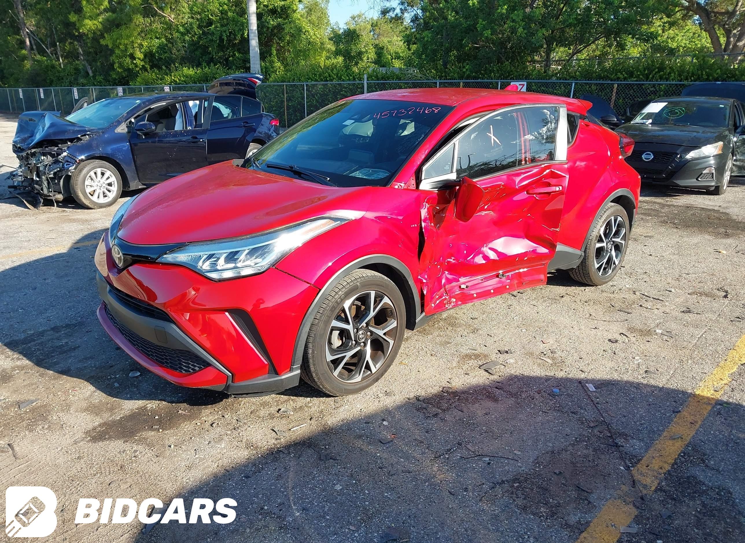 2021 Toyota C-HR, Xle