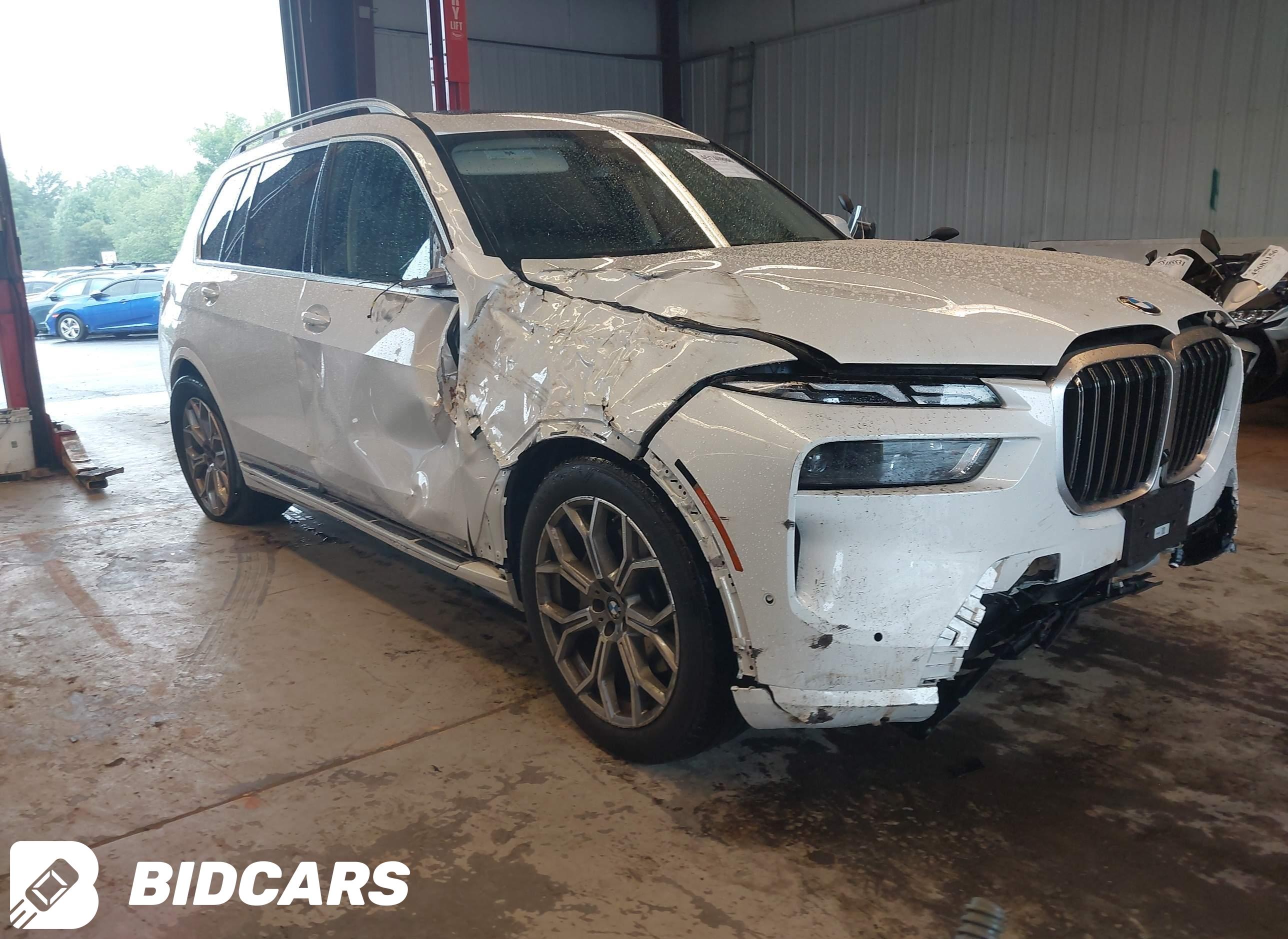 2023 BMW X7, Xdrive40I