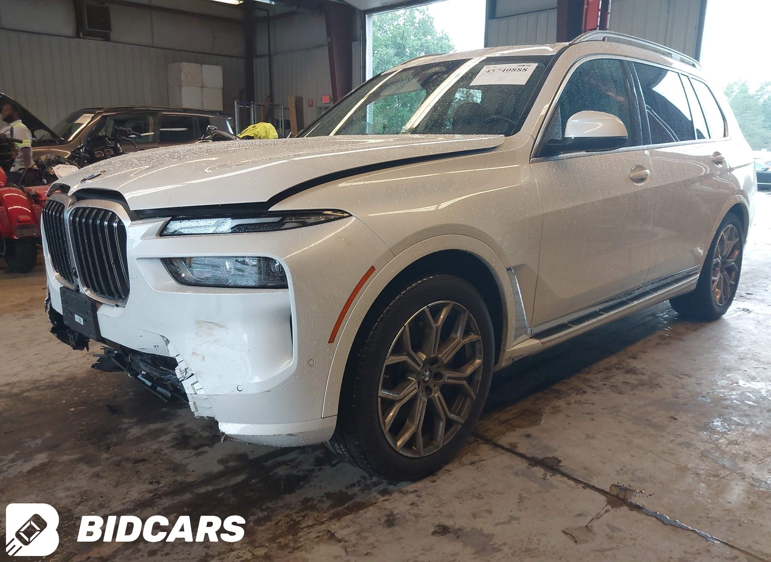 2023 BMW X7, Xdrive40I