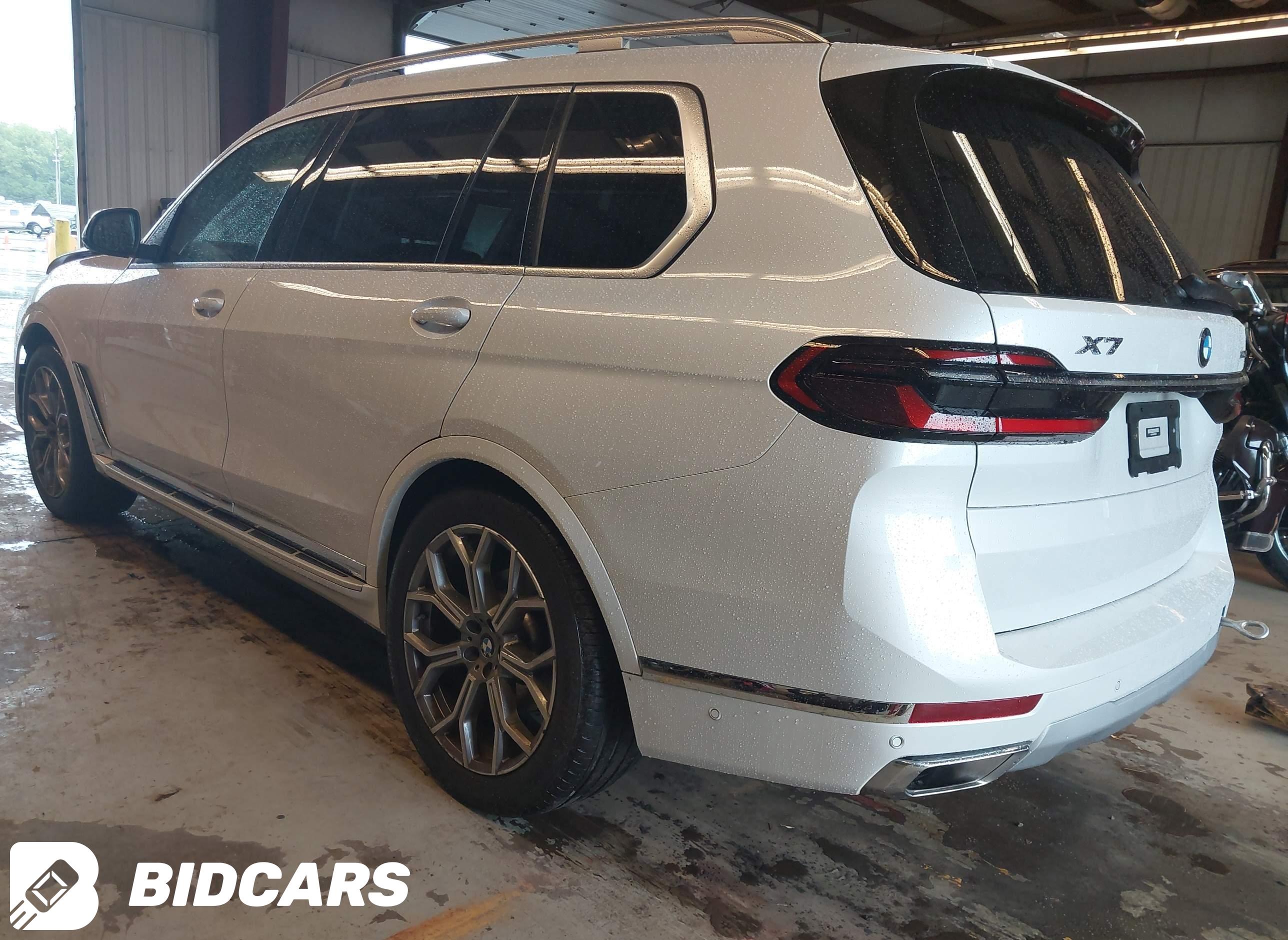 2023 BMW X7, Xdrive40I