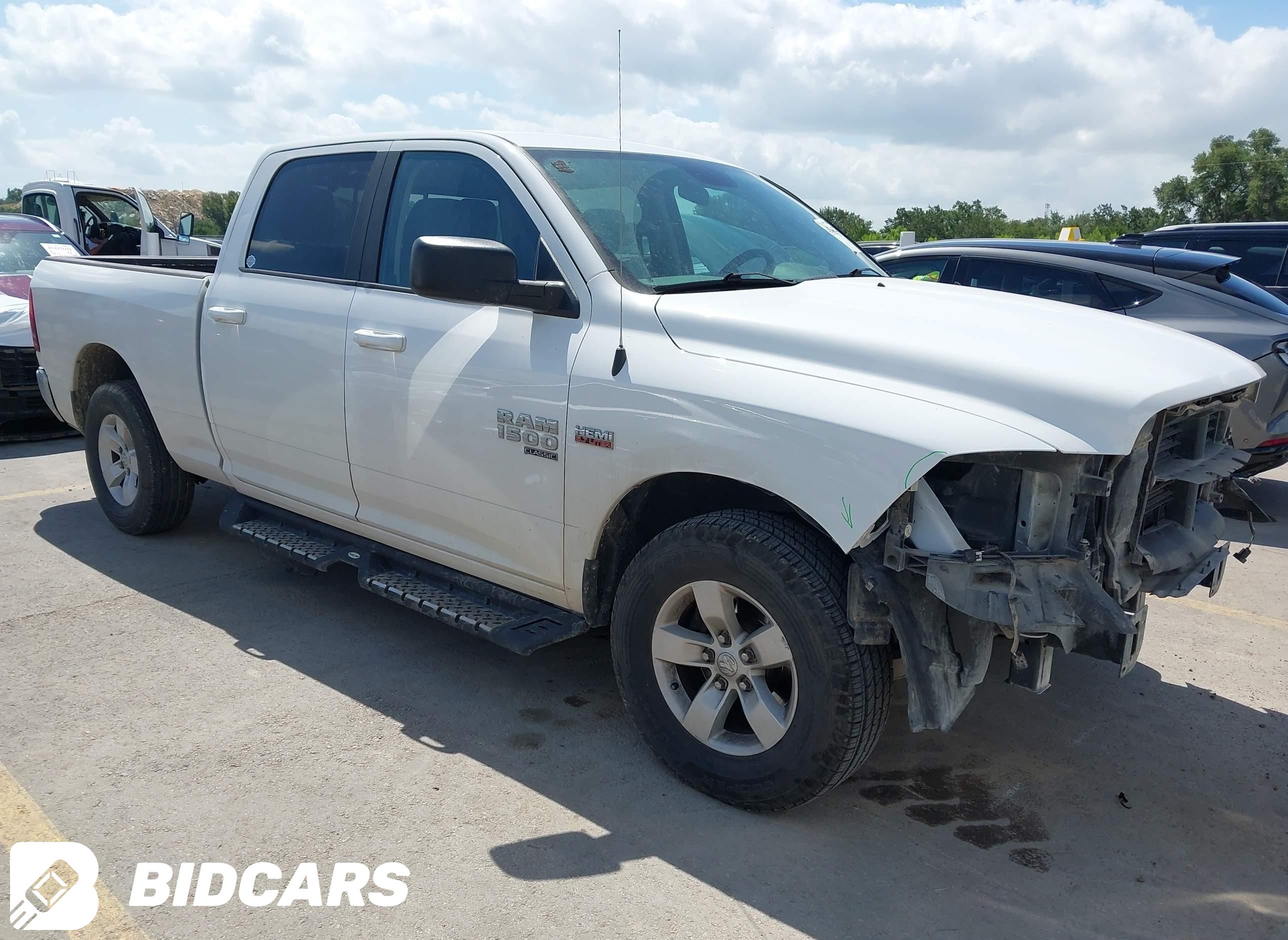 2020 RAM 1500, Classic Slt  4...