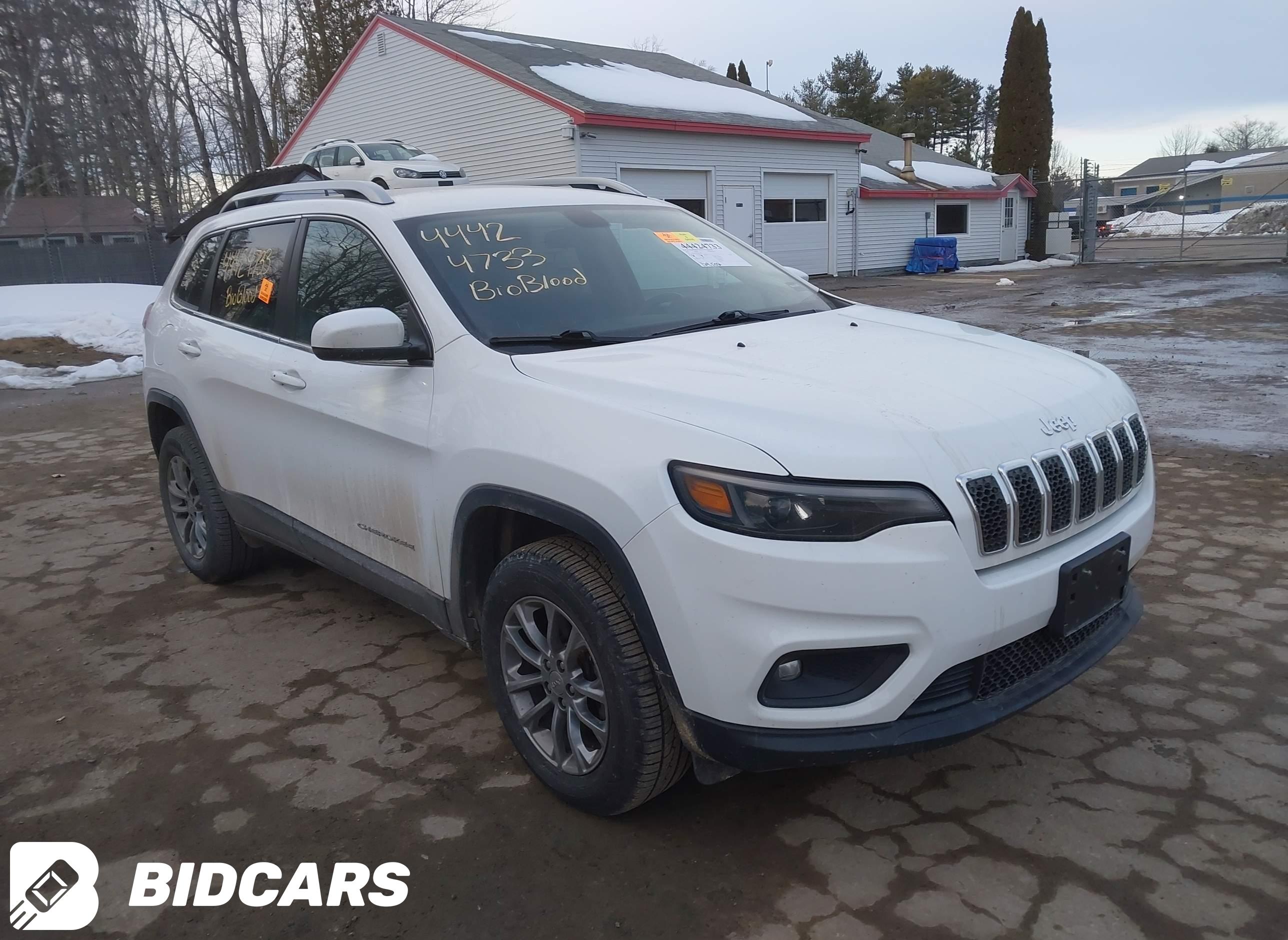 2019 Jeep Cherokee, Latitude...