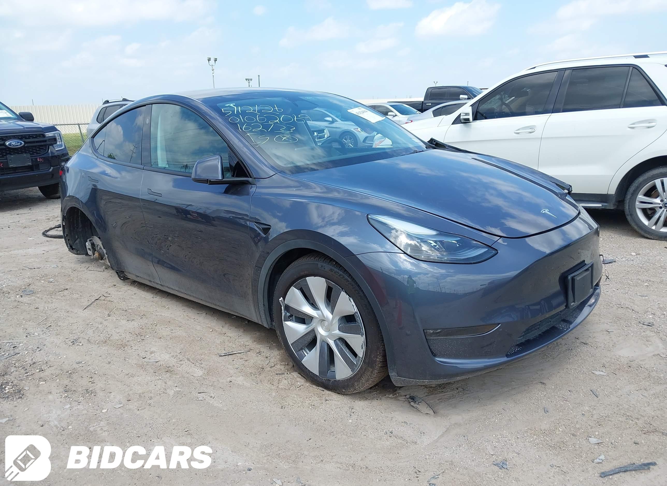 2023 Tesla Model Y, Awd/Long...