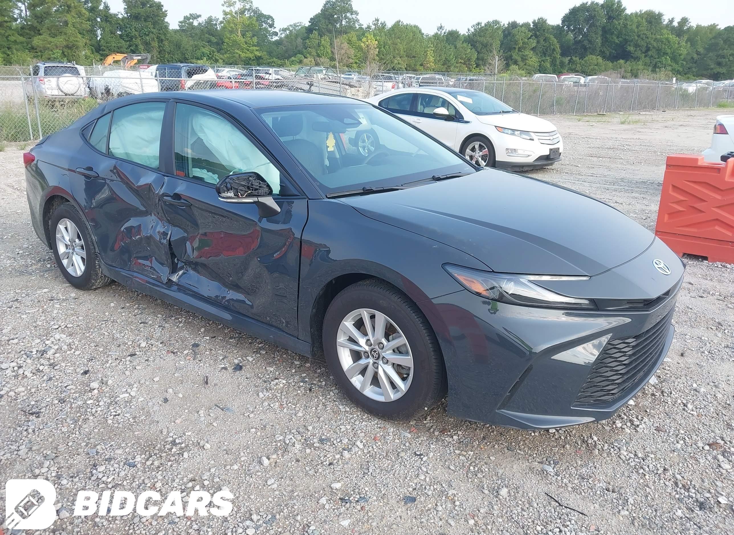2026 Toyota Camry, LE