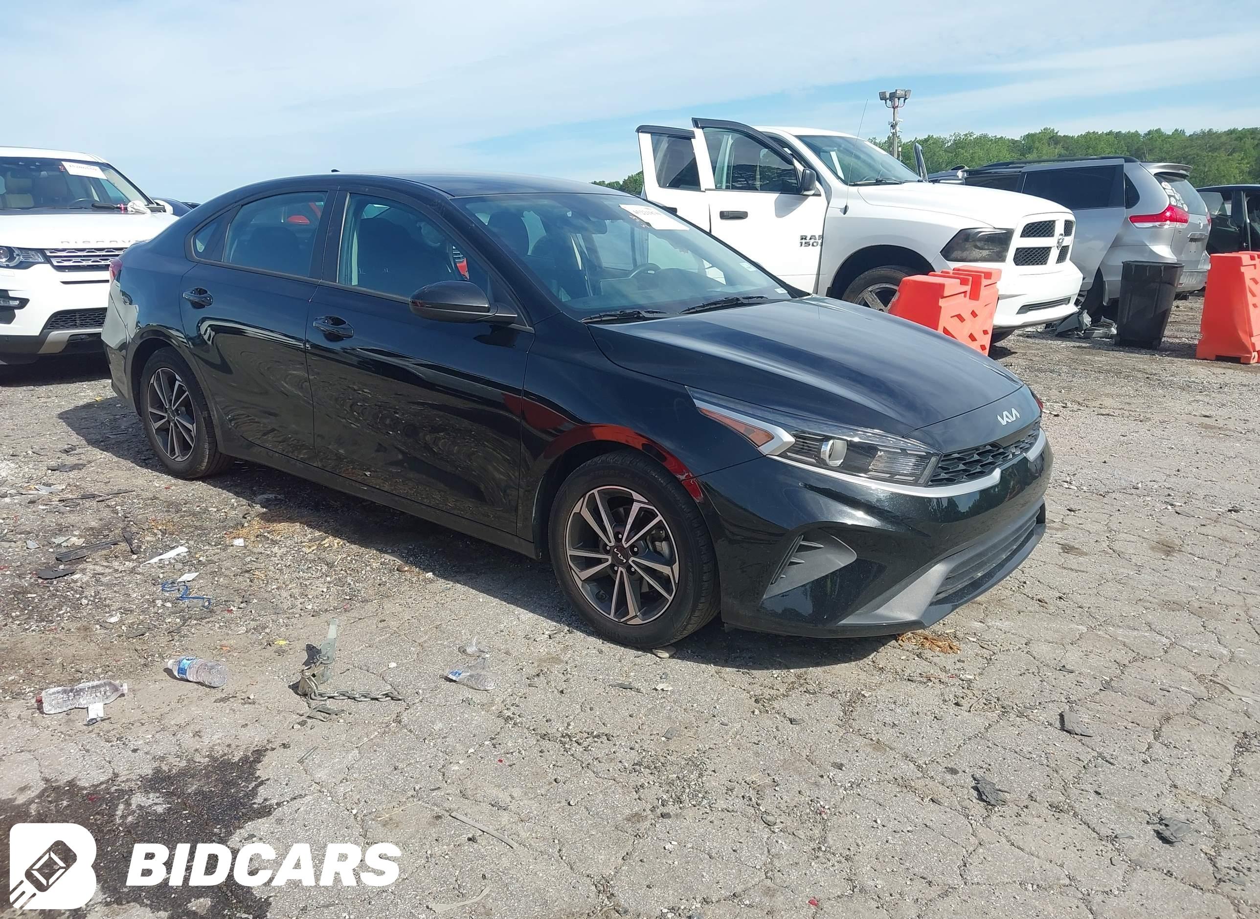 2023 KIA Forte, Lxs