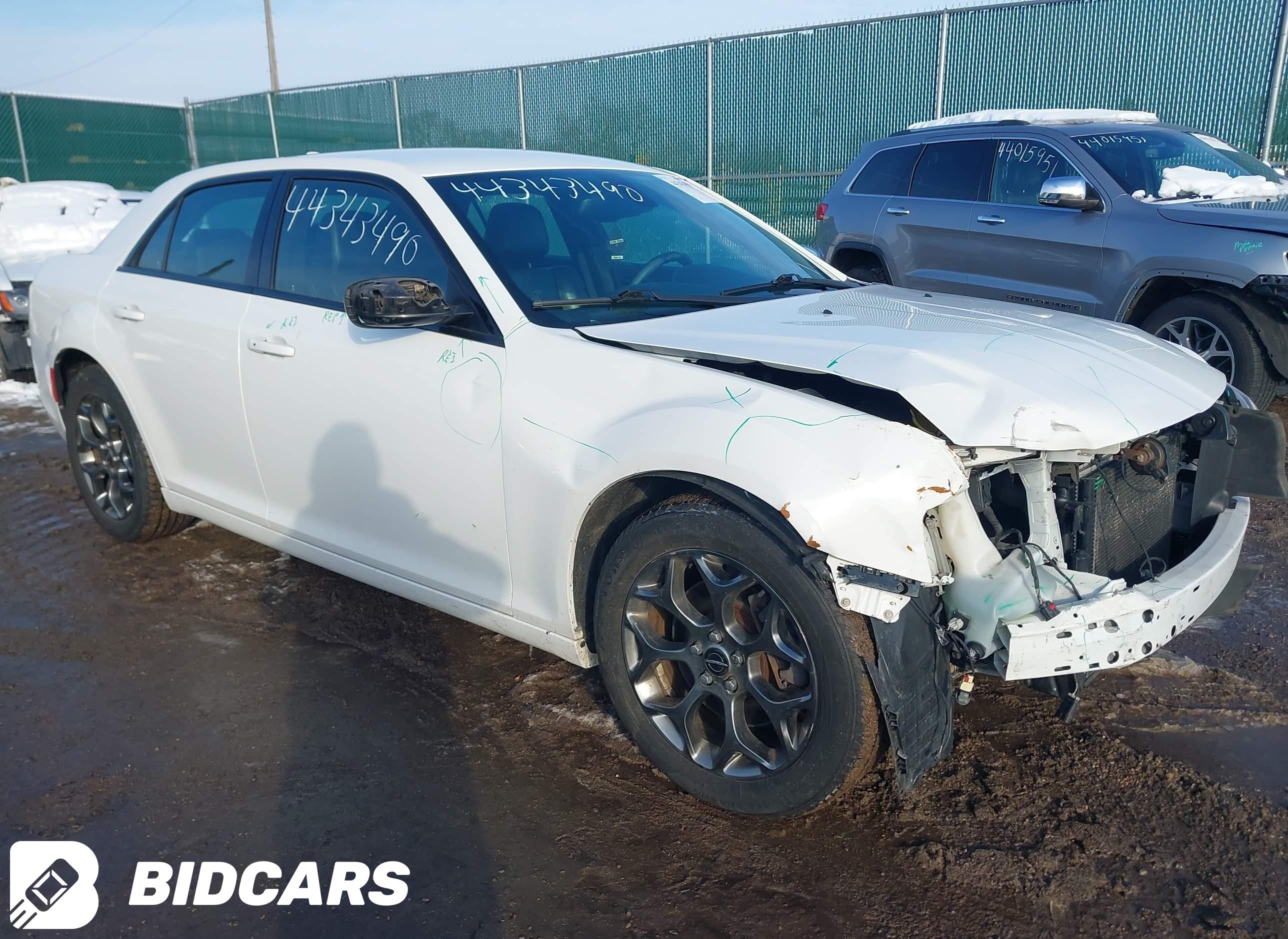 2016 Chrysler 300, 300S