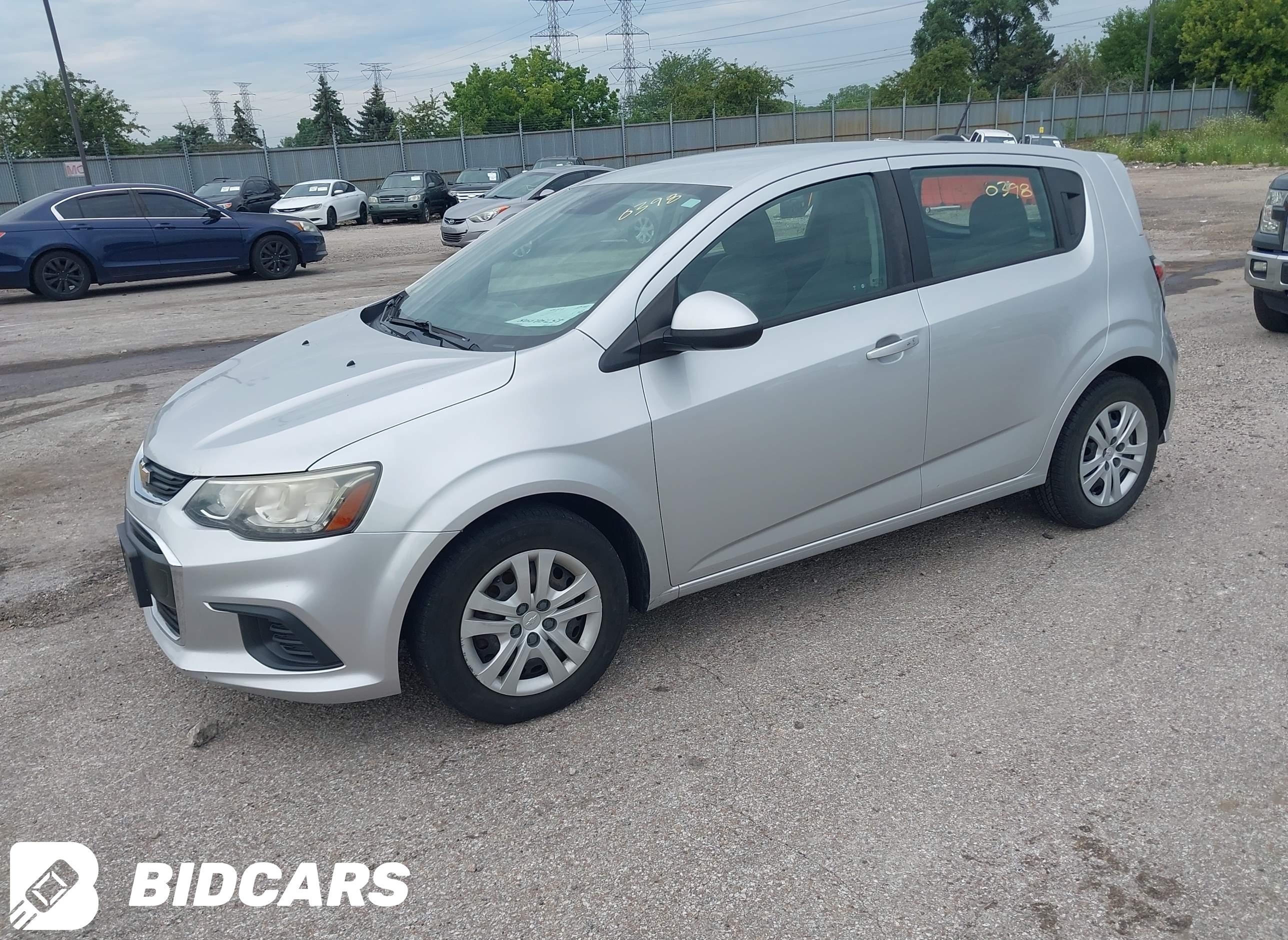 2020 Chevrolet Sonic, Fwd  1F...