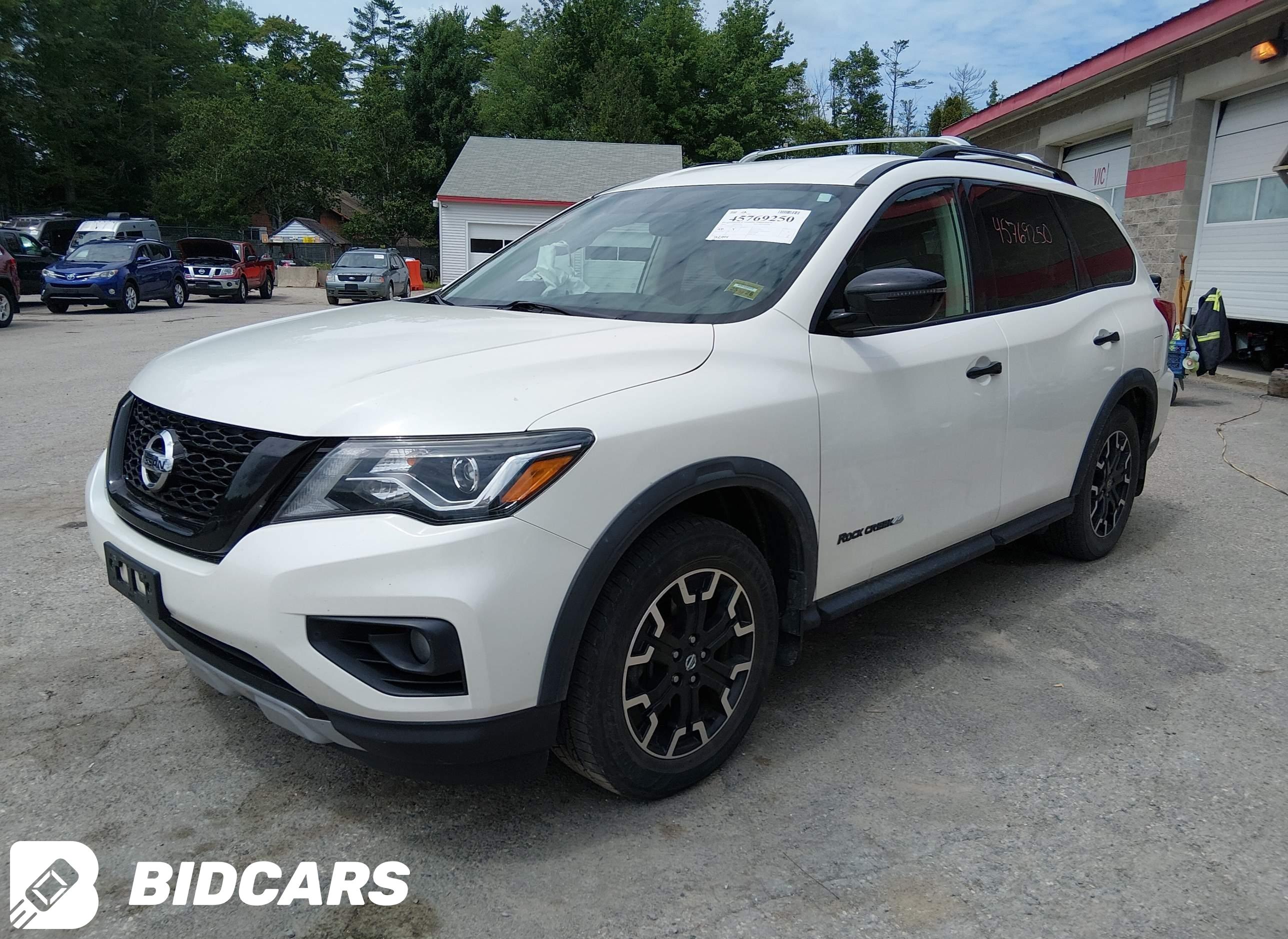 2019 Nissan Pathfinder, SV