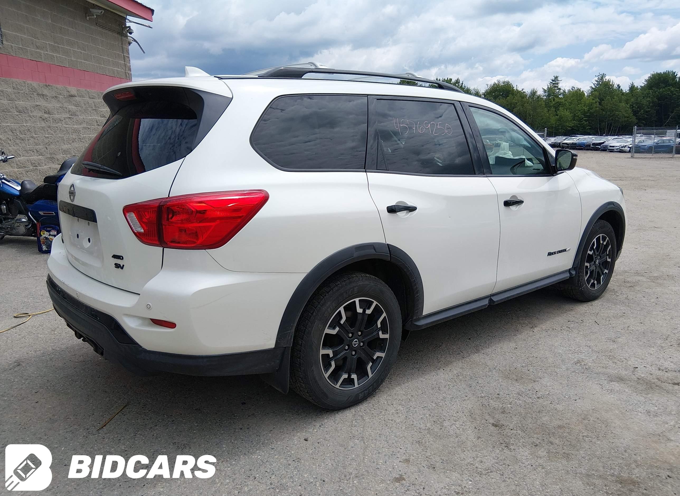 2019 Nissan Pathfinder, SV