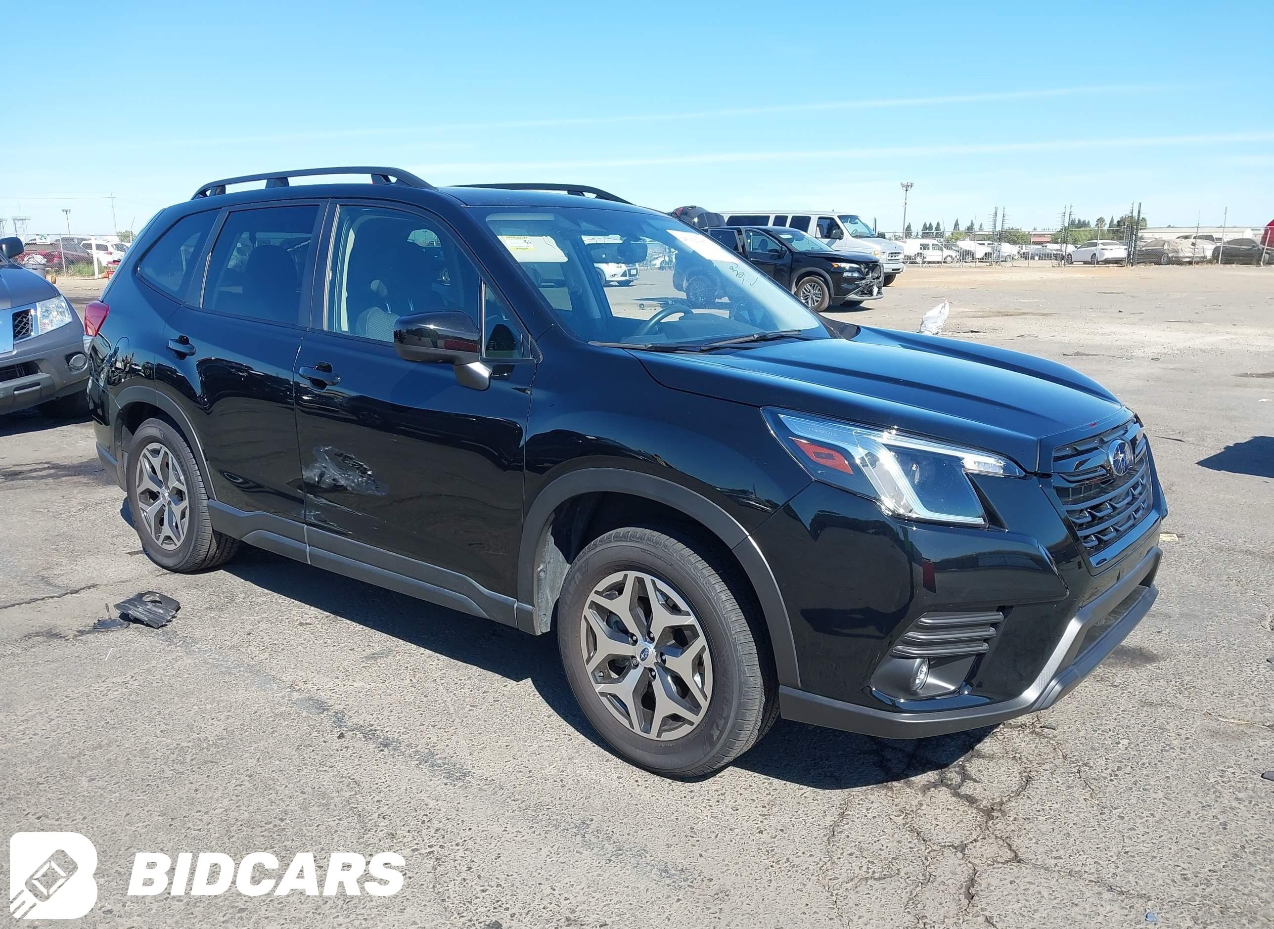 2024 Subaru Forester, Premium