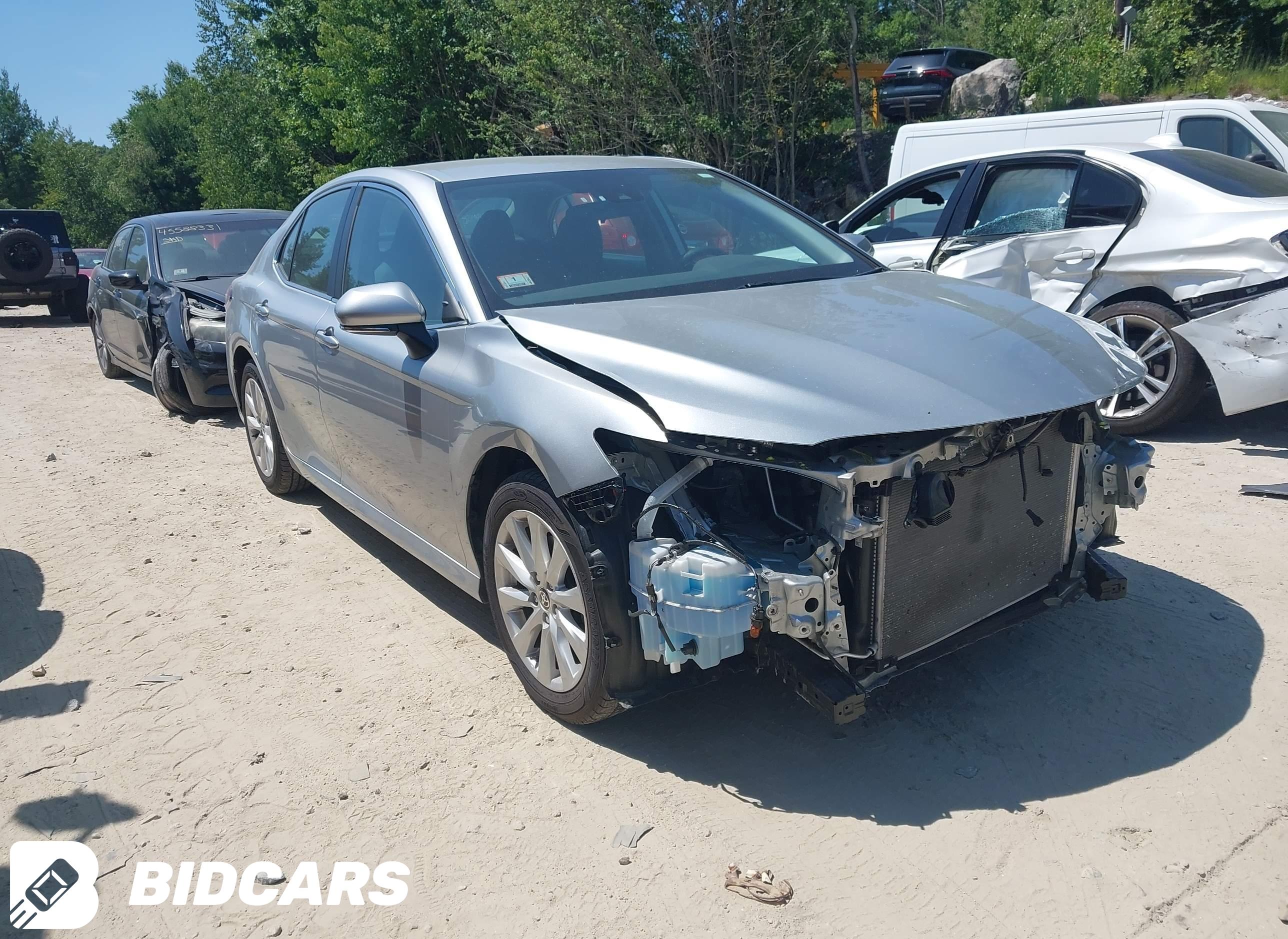2020 Toyota Camry, Le Awd