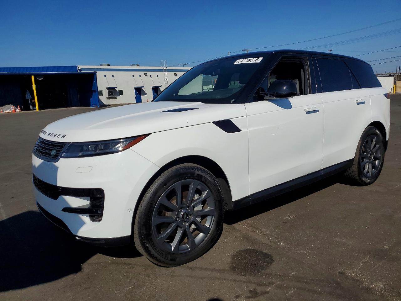 2024 Land Rover Range Rover, SE