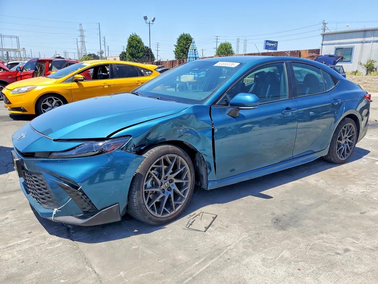 2025 Toyota Camry, SE