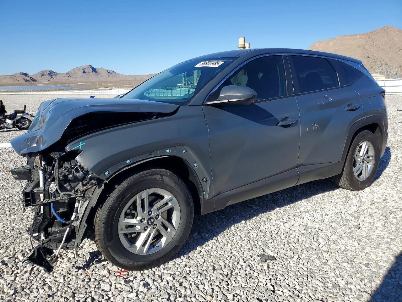 2025 Hyundai Tucson, SE