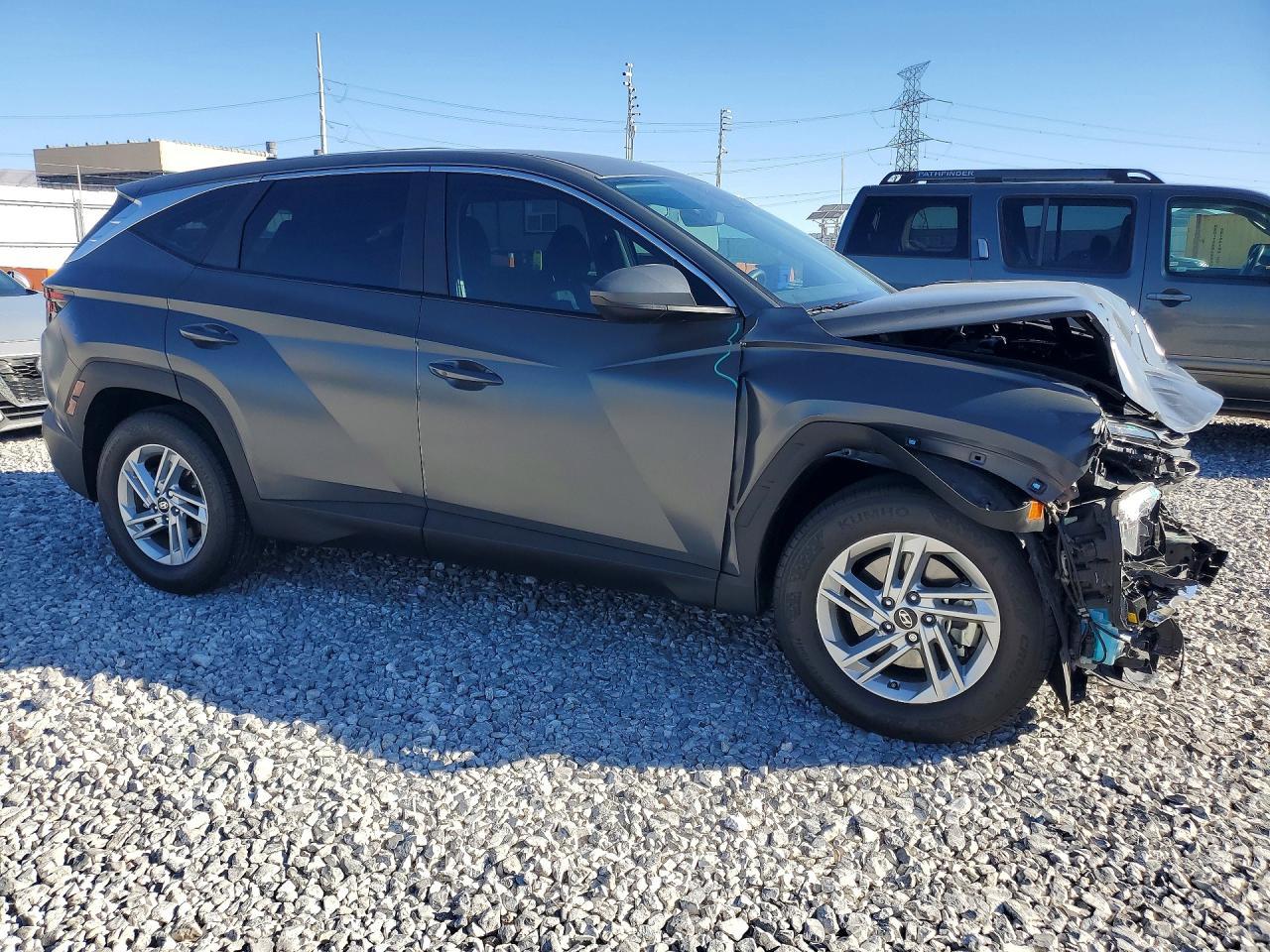 2025 Hyundai Tucson, SE
