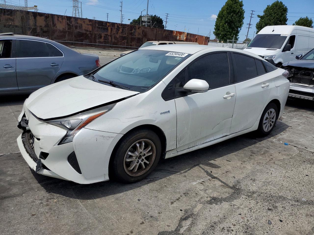 2016 Toyota Prius, Two