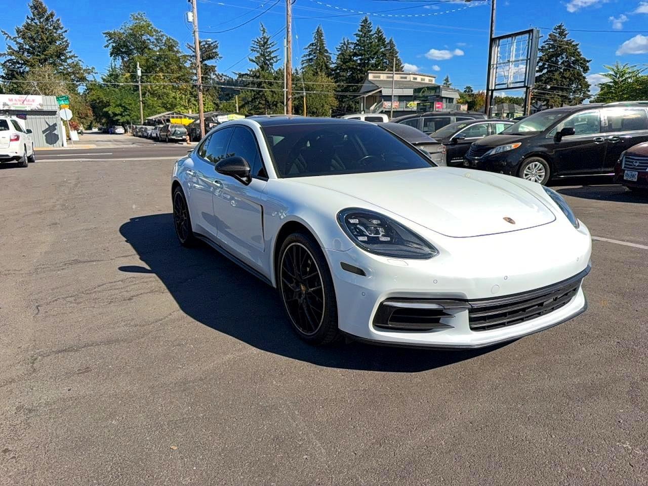 2017 Porsche Panamera, 2