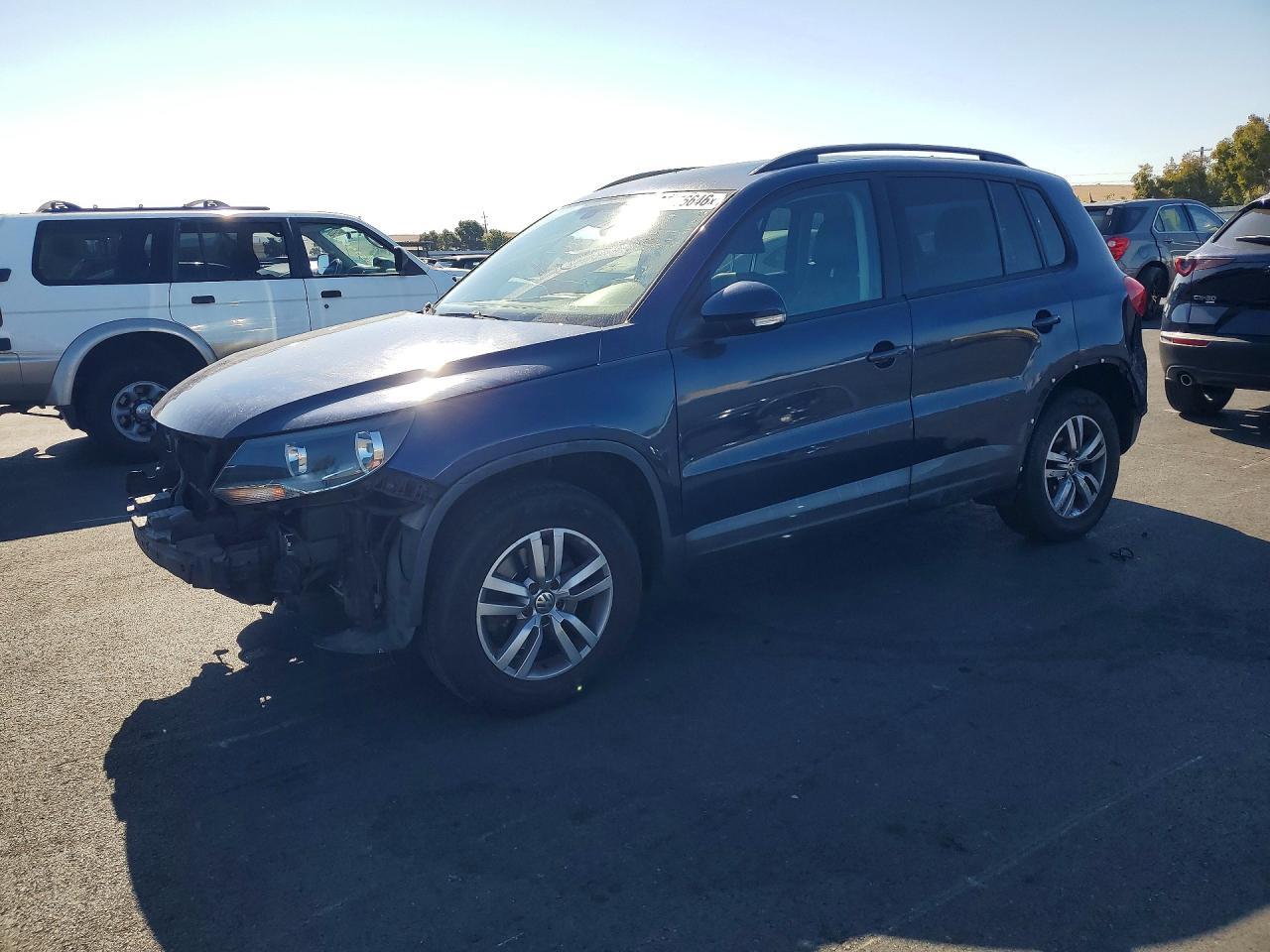 2016 Volkswagen Tiguan, S