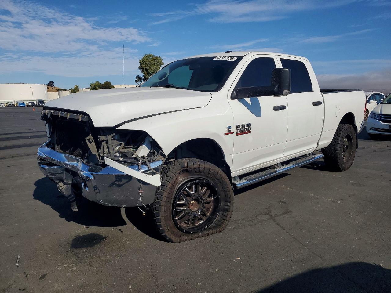 2018 RAM 2500, ST