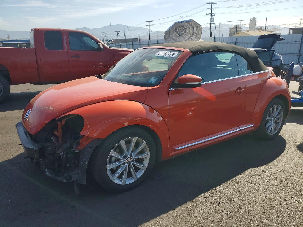 2018 Volkswagen Beetle, S